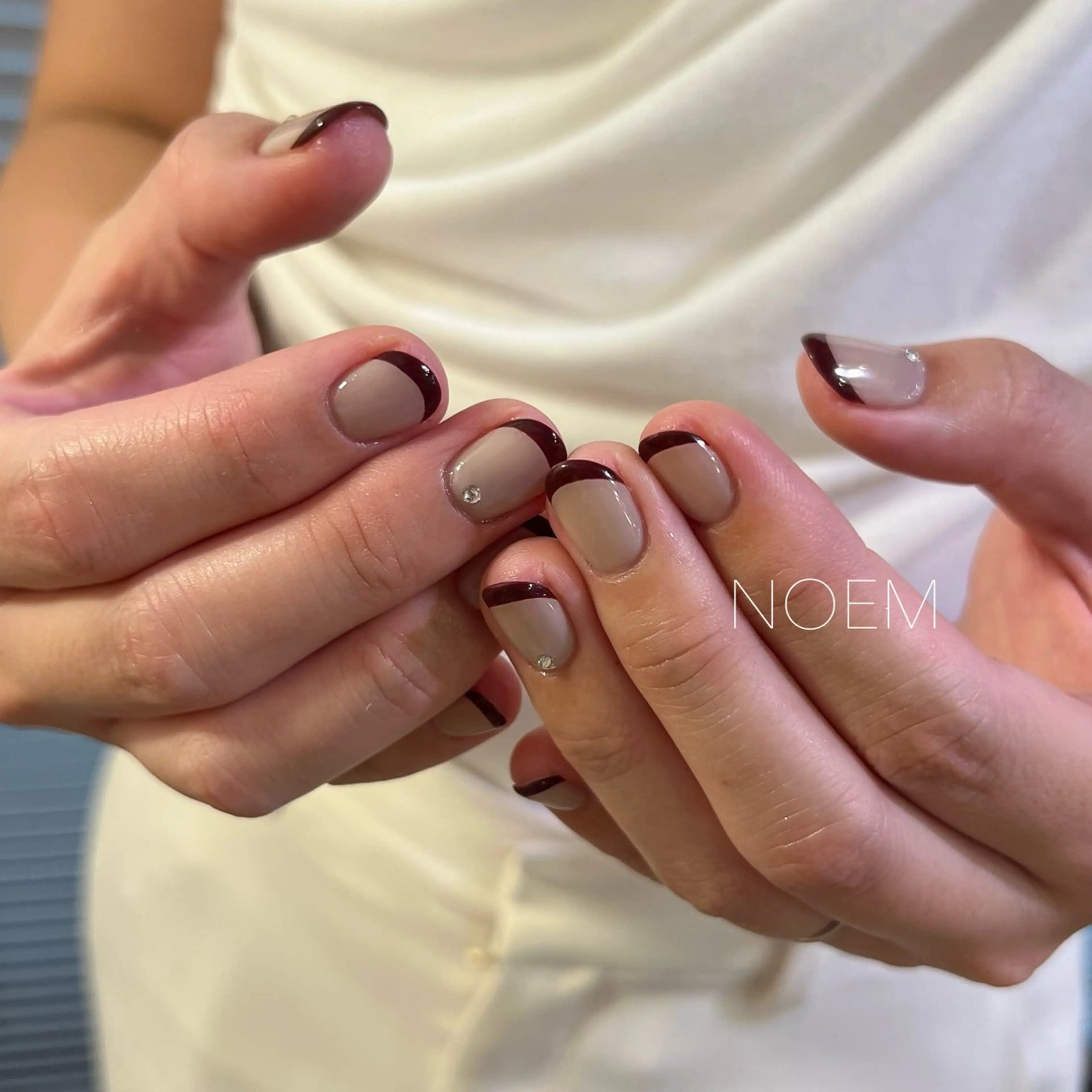 ネイル ボルドー ブラウン フレンチネイル YUKARI NOEMのネイルデザイン