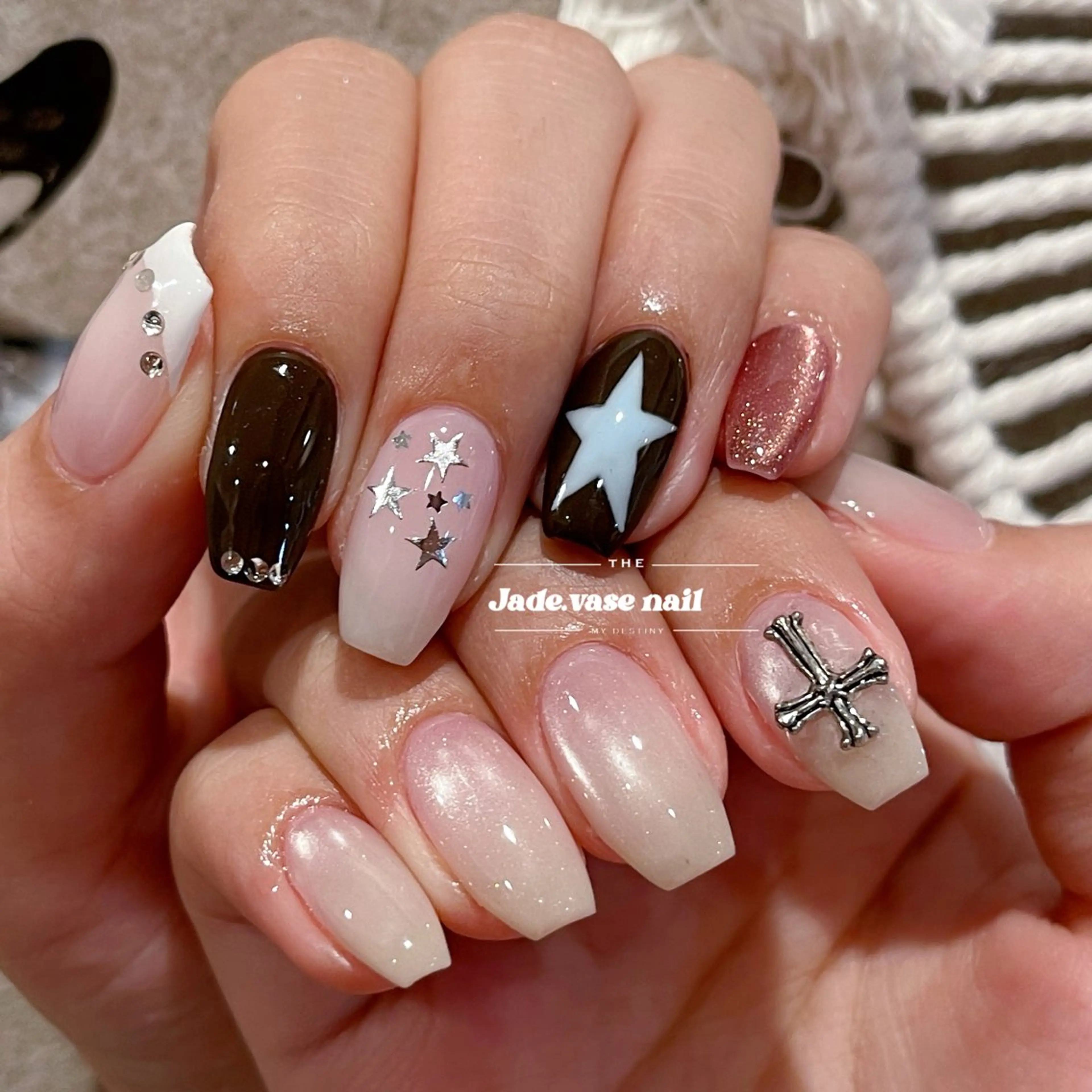 ネイル ハンドネイル ハンドケア ✰Jade.vase 銀座一丁目・東銀座のネイルデザイン
