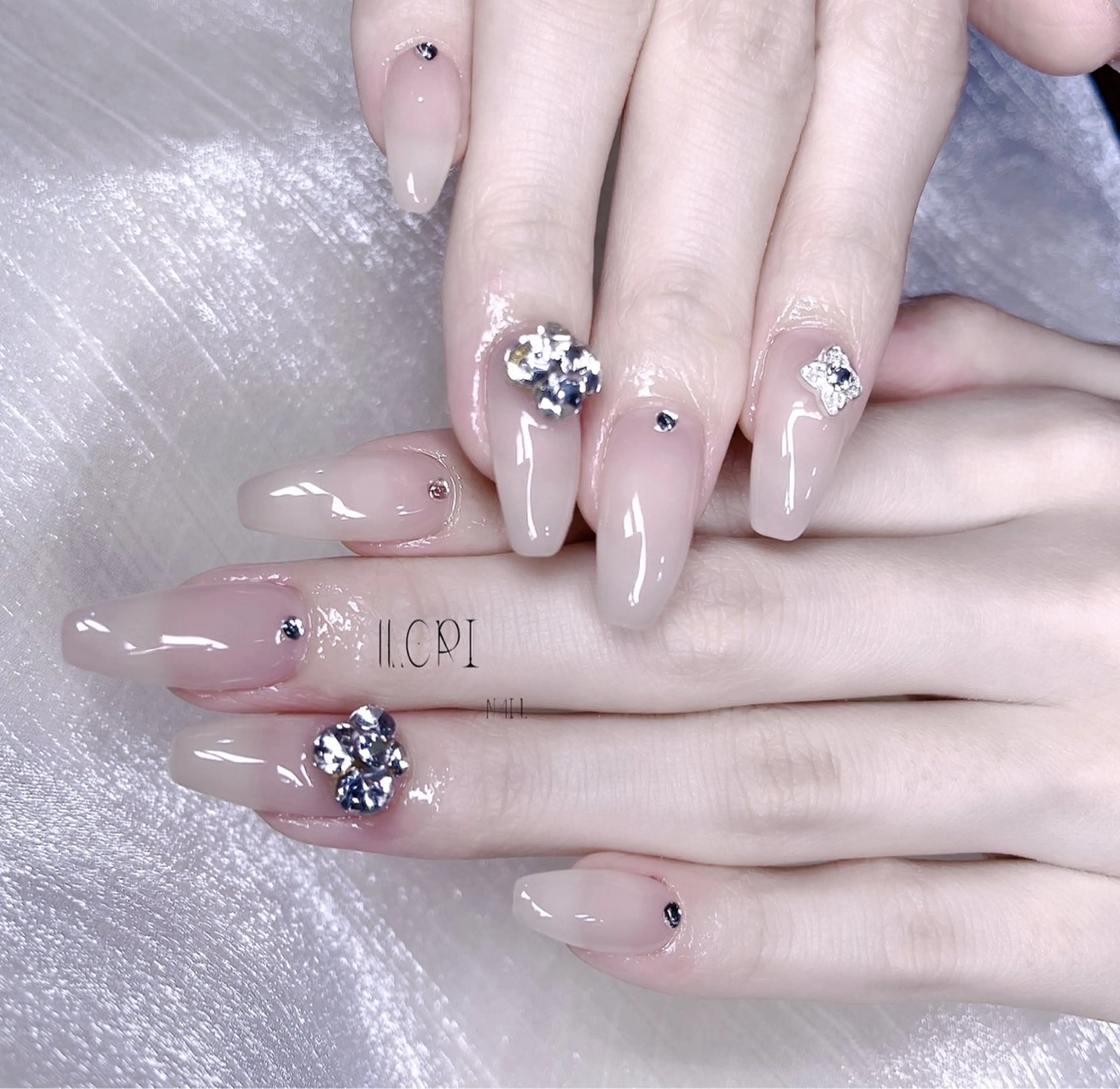 ネイル 森 ネイルサロンのネイルデザイン