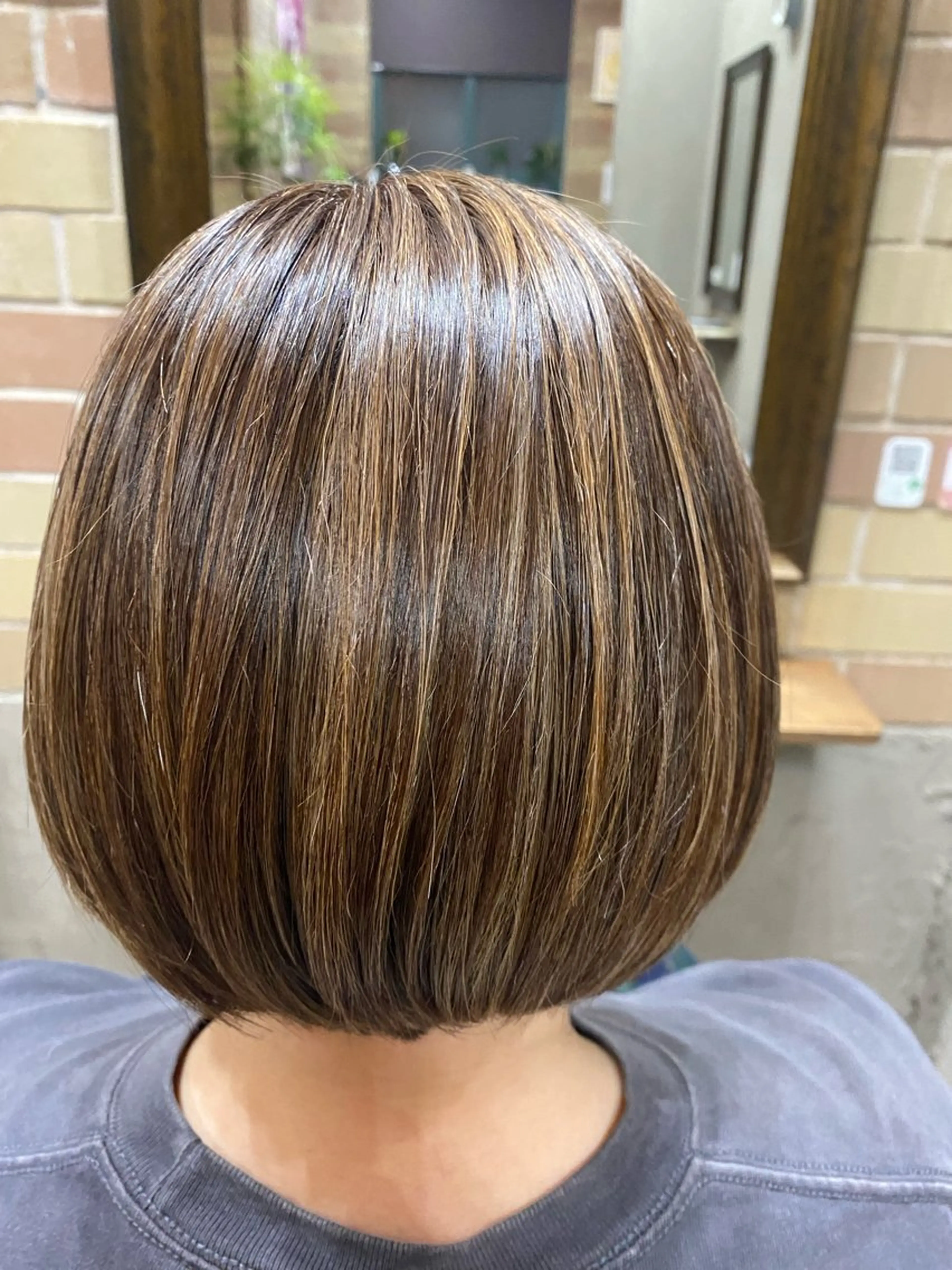 ハイライトオンカラー（白髪ぼかし可）の写真