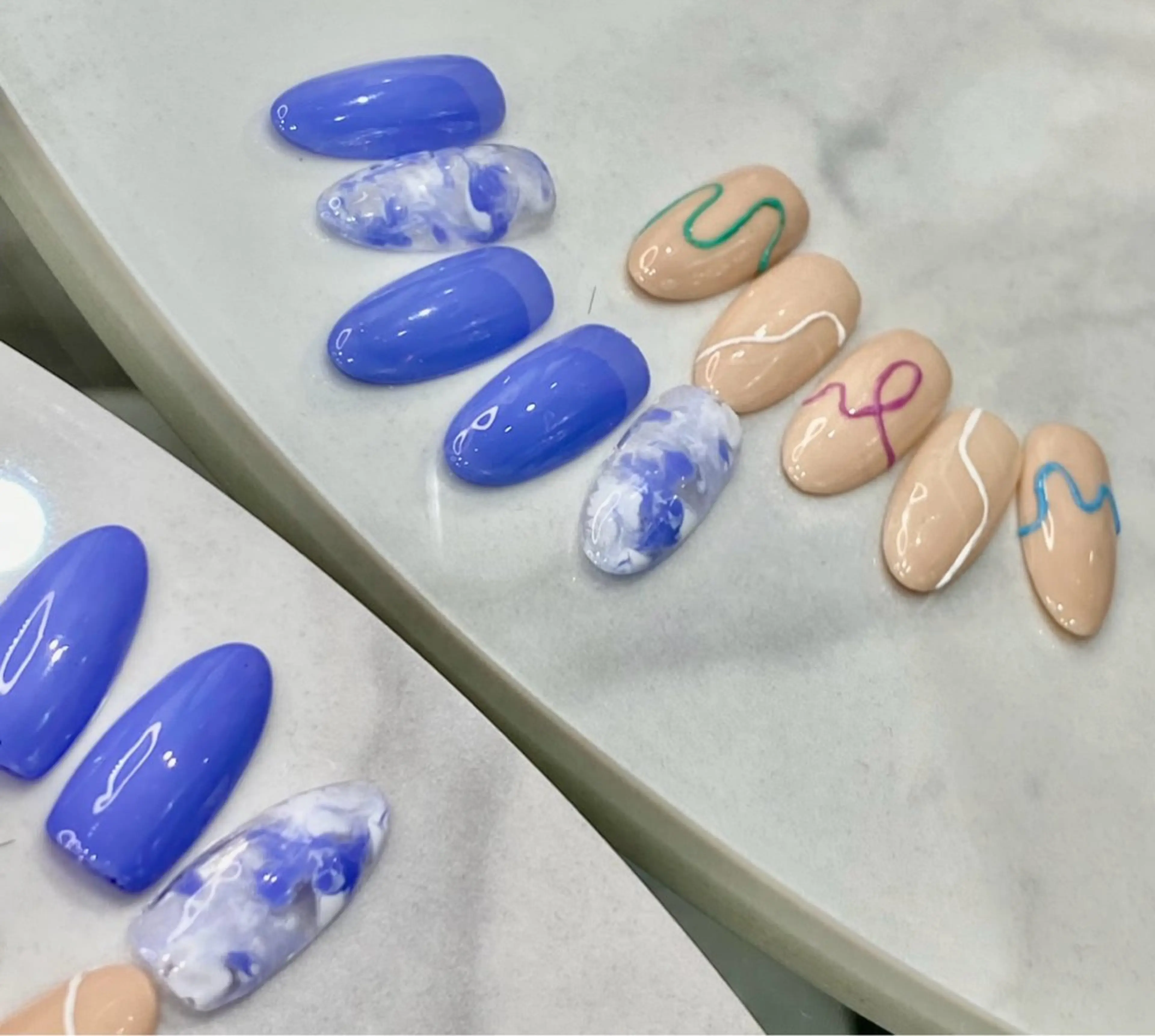 ネイル ニュアンスネイル kudo ikueのネイルデザイン