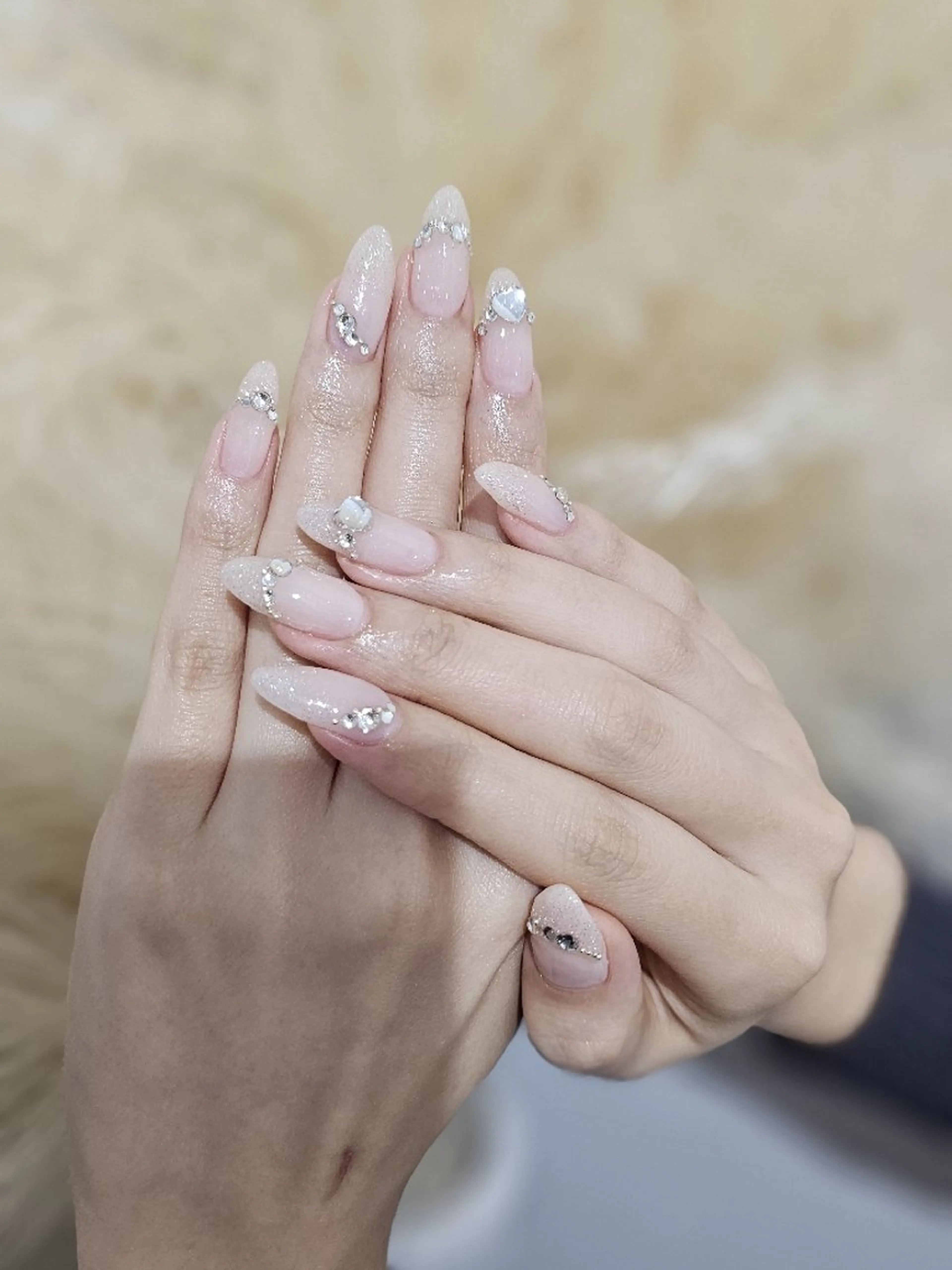 ネイル ブライダルネイル Ra: Nail所属・Ra: Nail   라: 네일のネイルデザイン