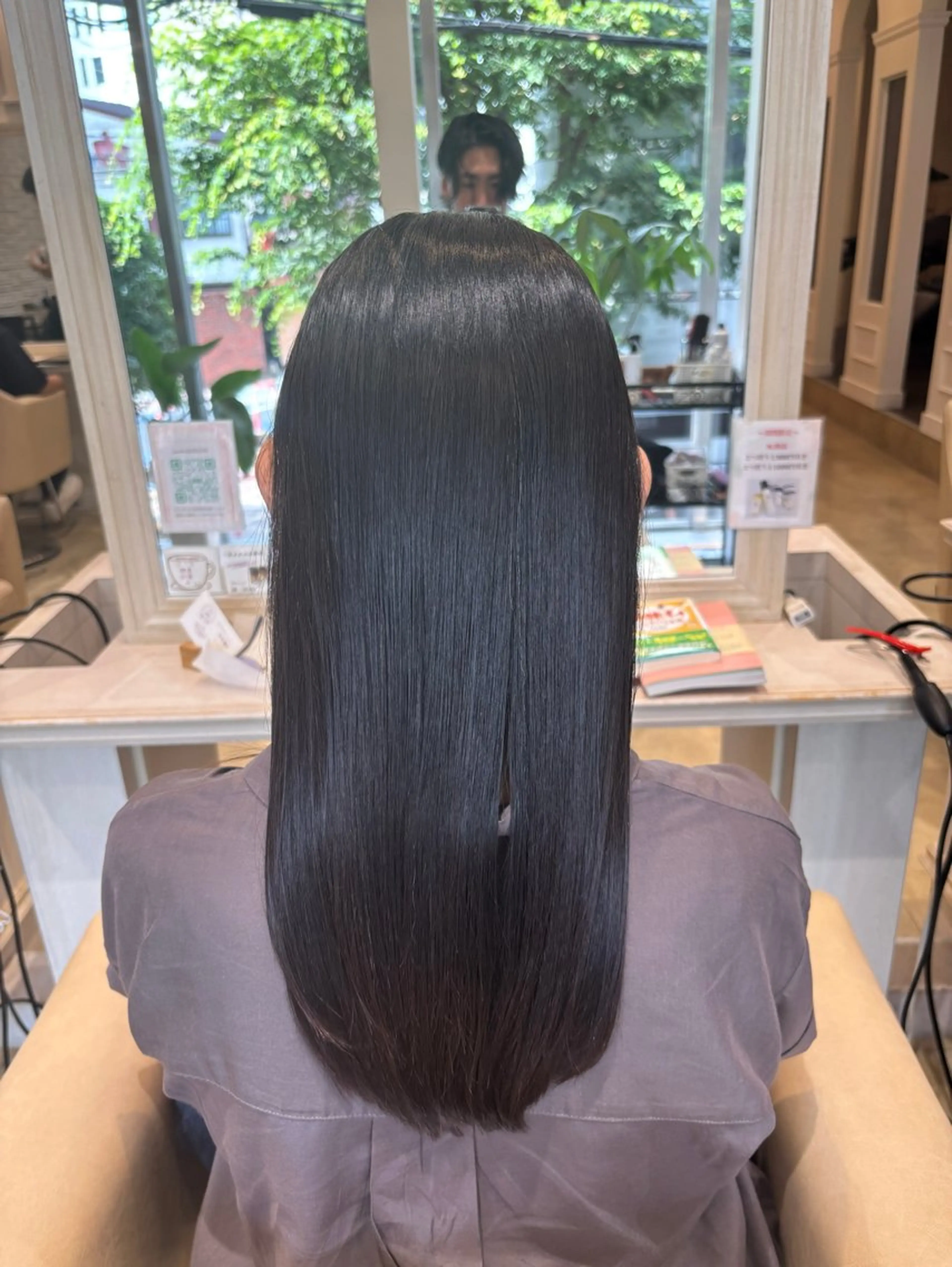 セミロング amie by afloat the garden所属・🍀杉本 龍介🍀のヘアスタイル