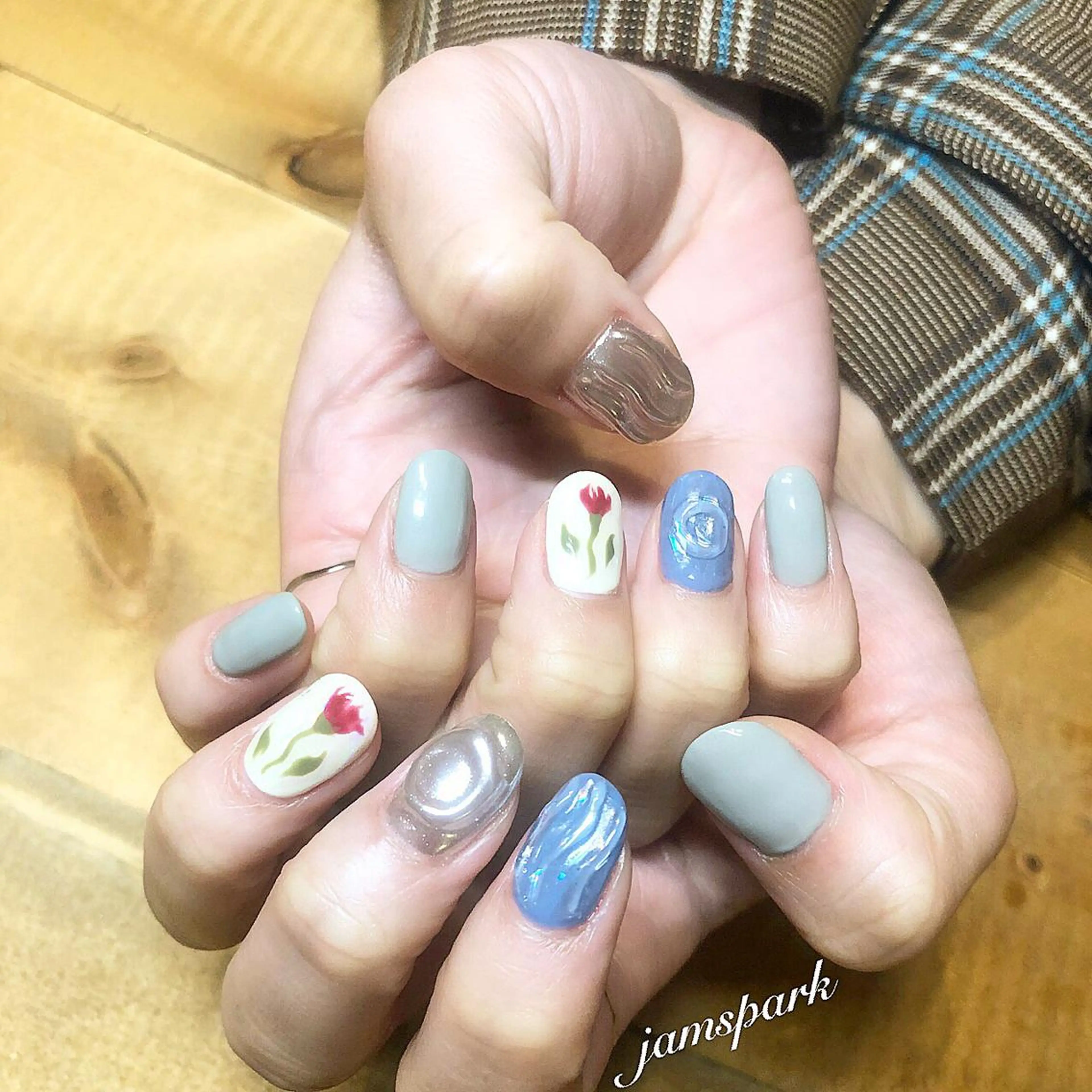 ネイル アートネイル フラワーネイル ミラーネイル jamspark ✨のネイルデザイン