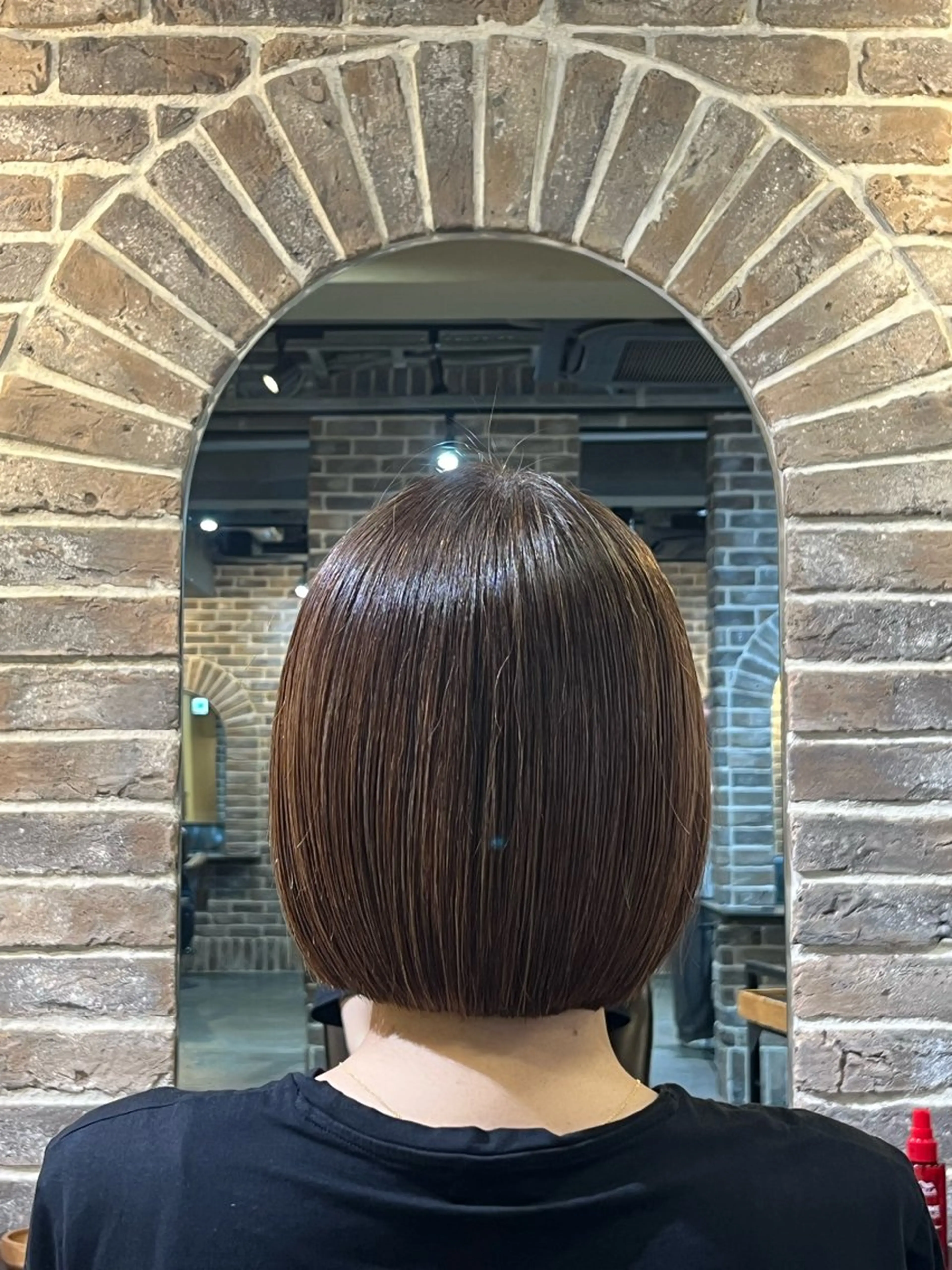 ショート ボブ レイヤー/透明感 カラー/徳田真緒のヘアスタイル