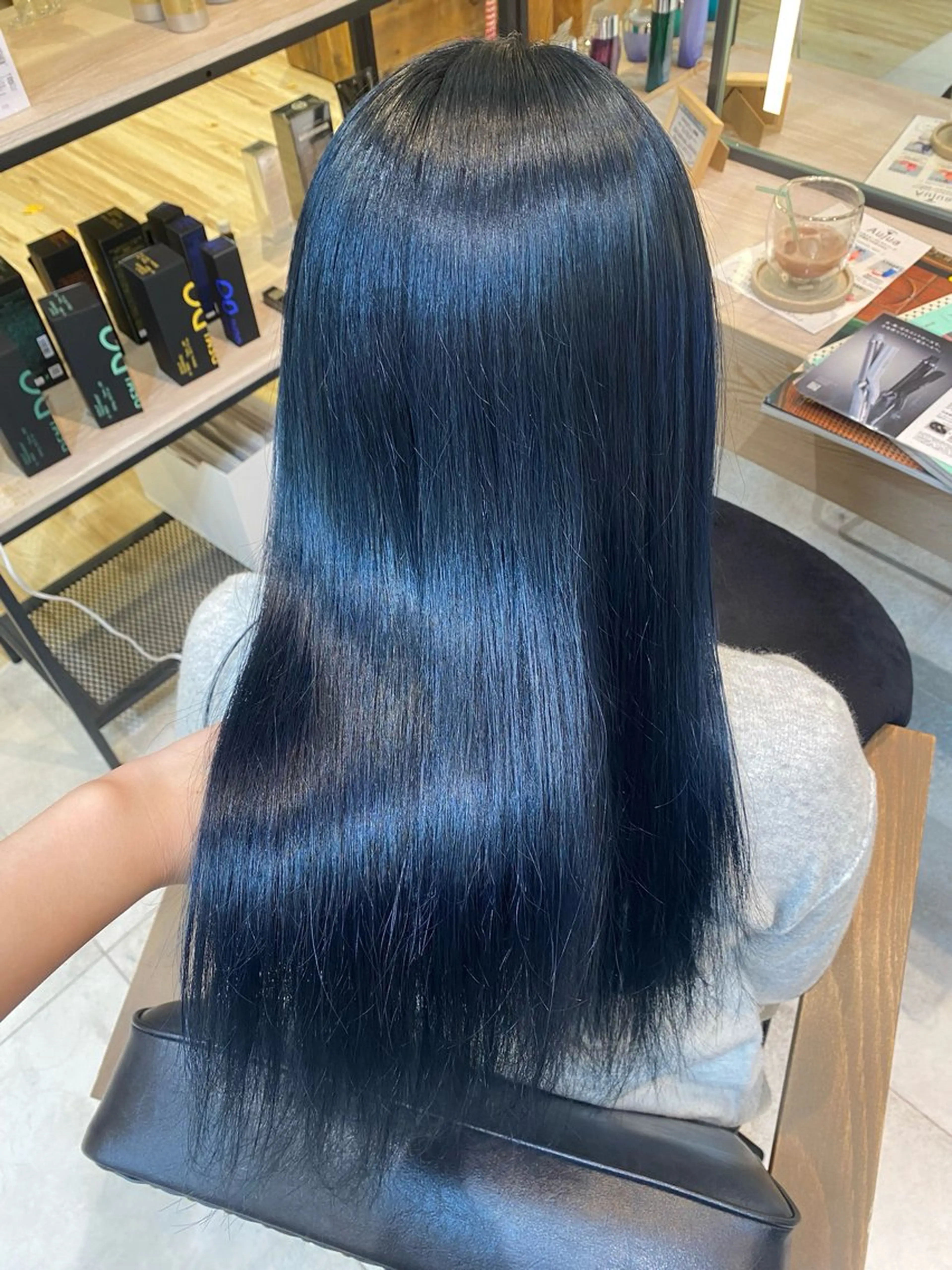 ロング Misaki ║ツヤカラーのヘアスタイル