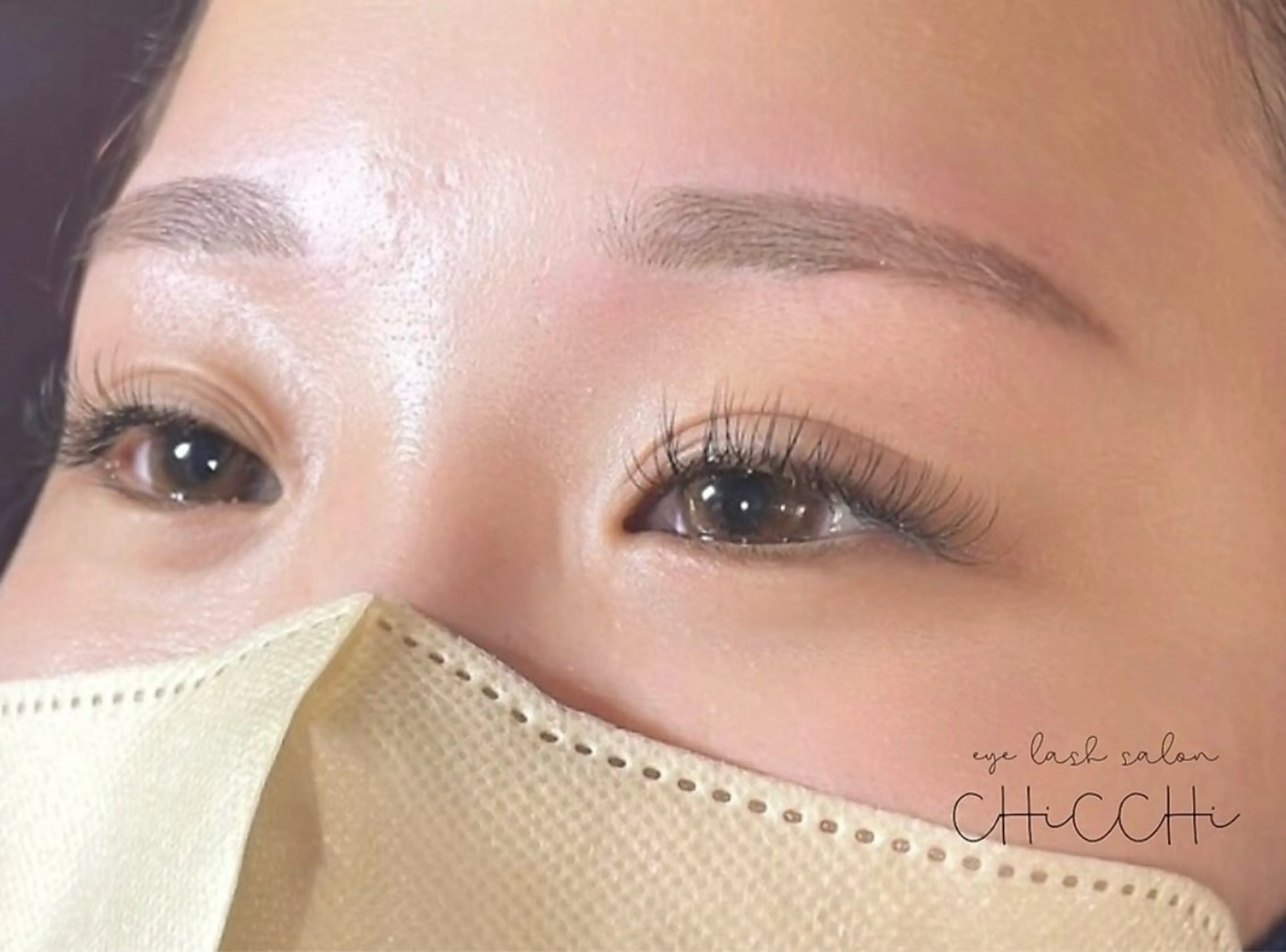 眉毛ワックス脱毛の写真