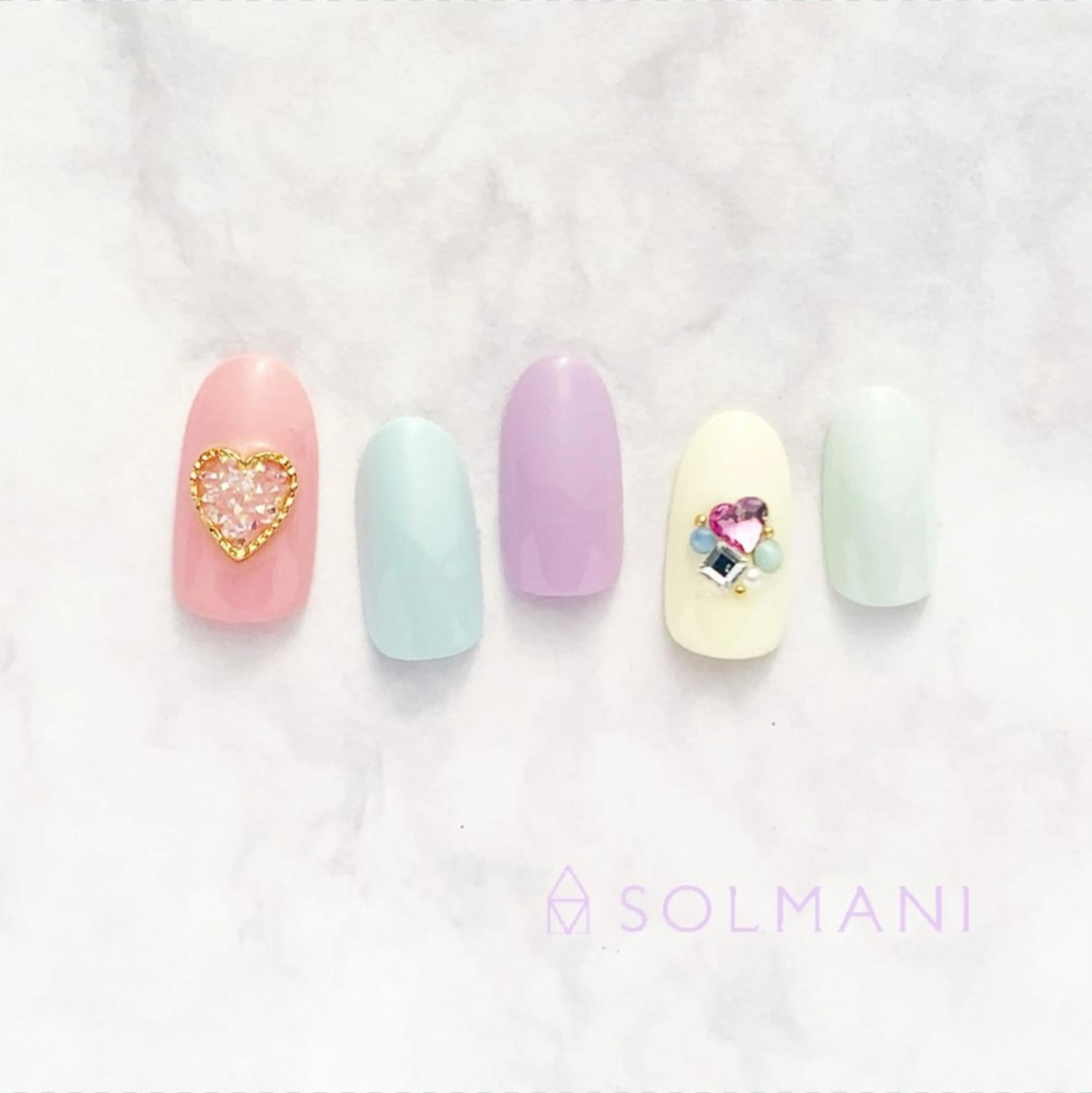 ネイル ハート パステルネイル SOLMANI 予約担当のネイルデザイン