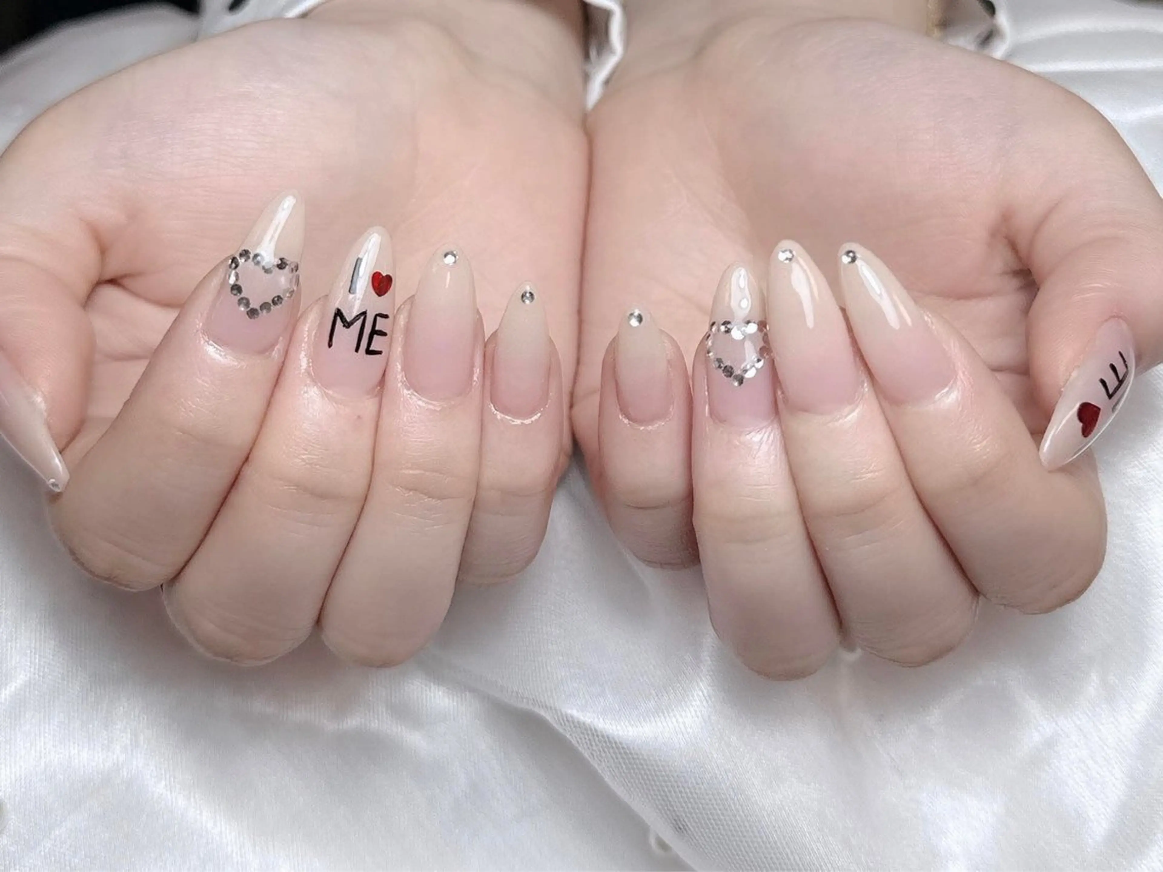 ネイル チークネイル フレンチネイル グラデーション マグネットネイル ミラーネイル ハンドネイル VP nail 新大久保所属・sorako nailのネイルデザイン