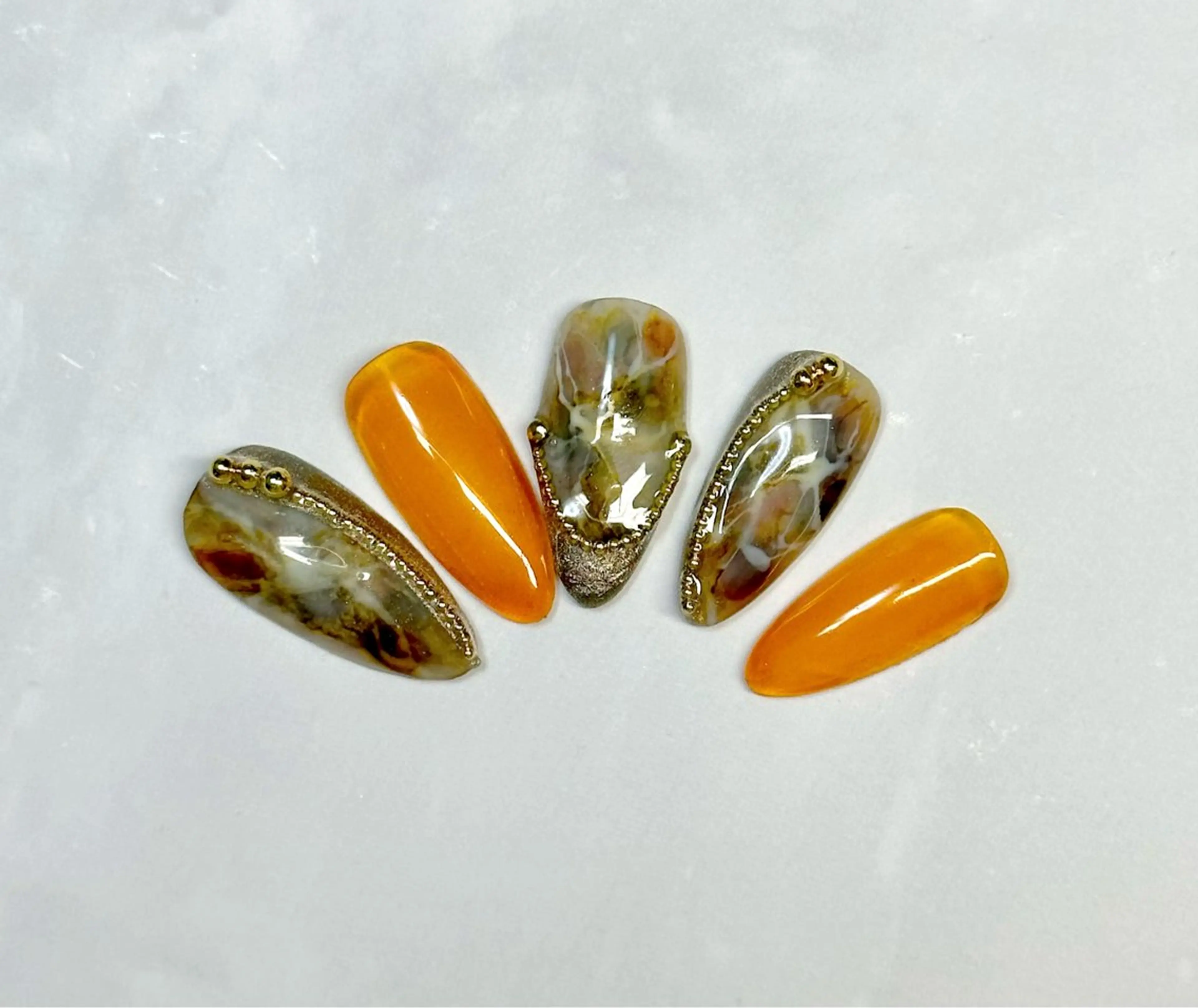 ネイル アートネイル ニュアンスネイル M.N_ nailのネイルデザイン