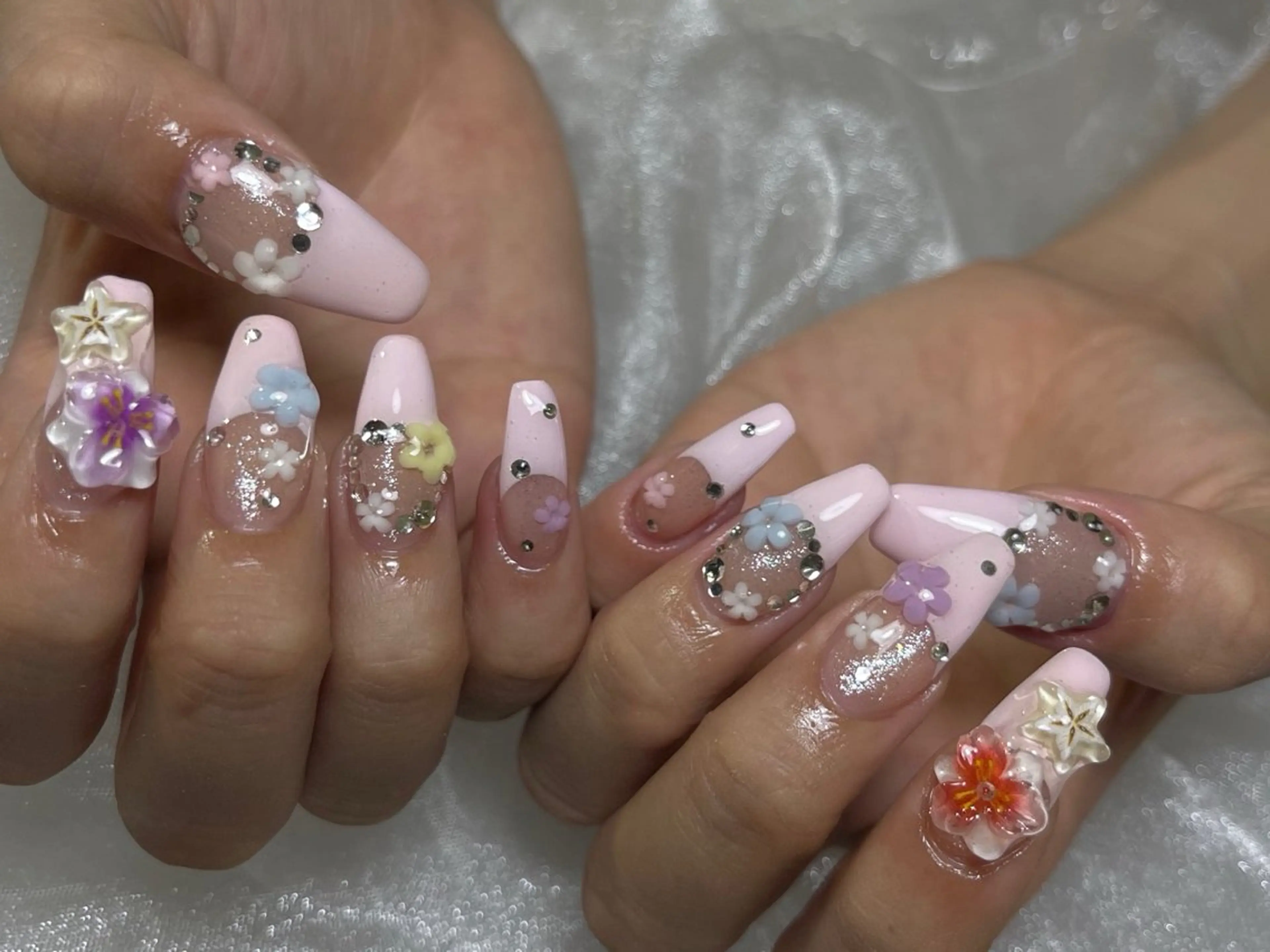 ネイル ハンドネイル ハンドケア nail salon kukuna所属・nail salon 心斎橋アメ村のネイルデザイン