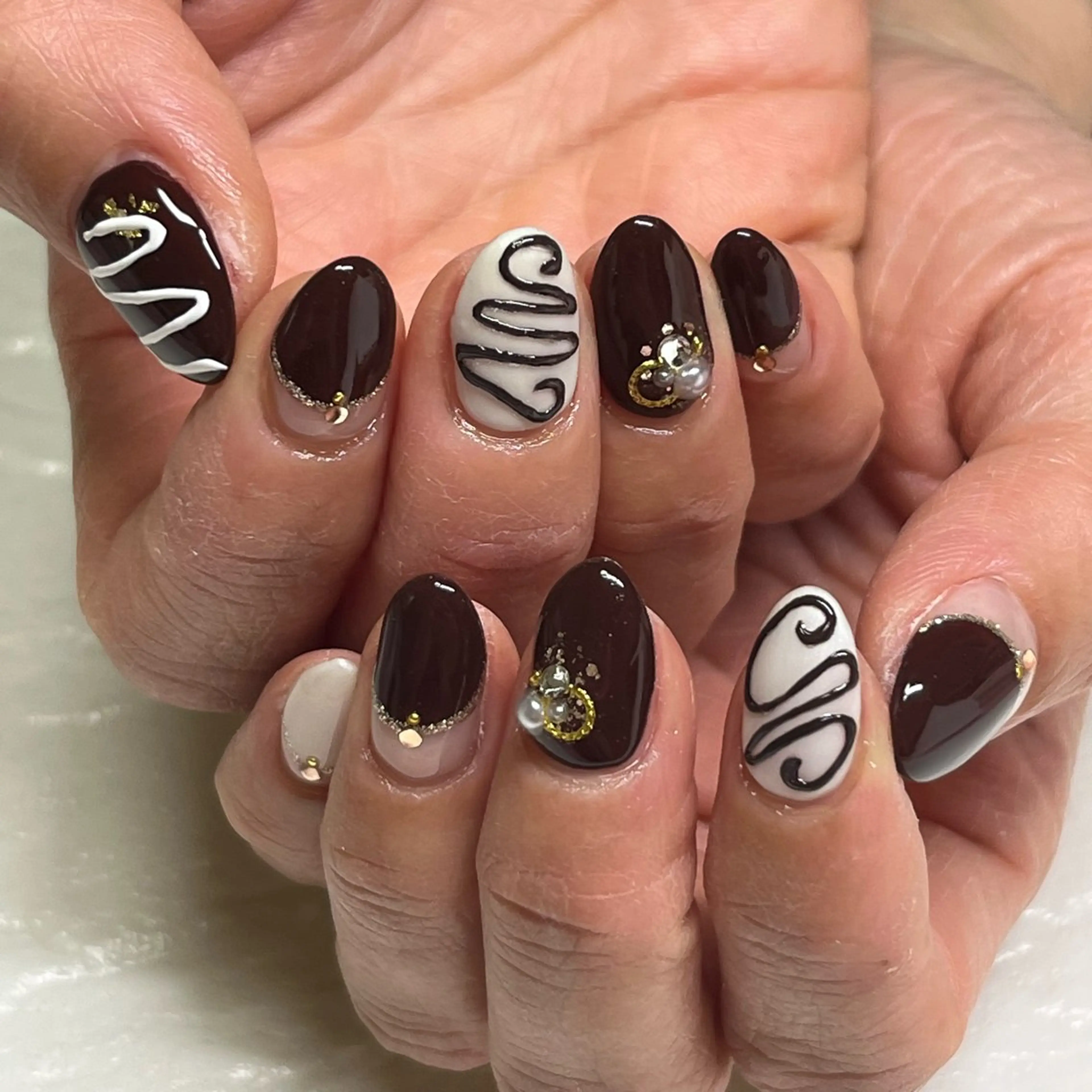 ネイル バレンタイン RireOne ~リルワン~のネイルデザイン