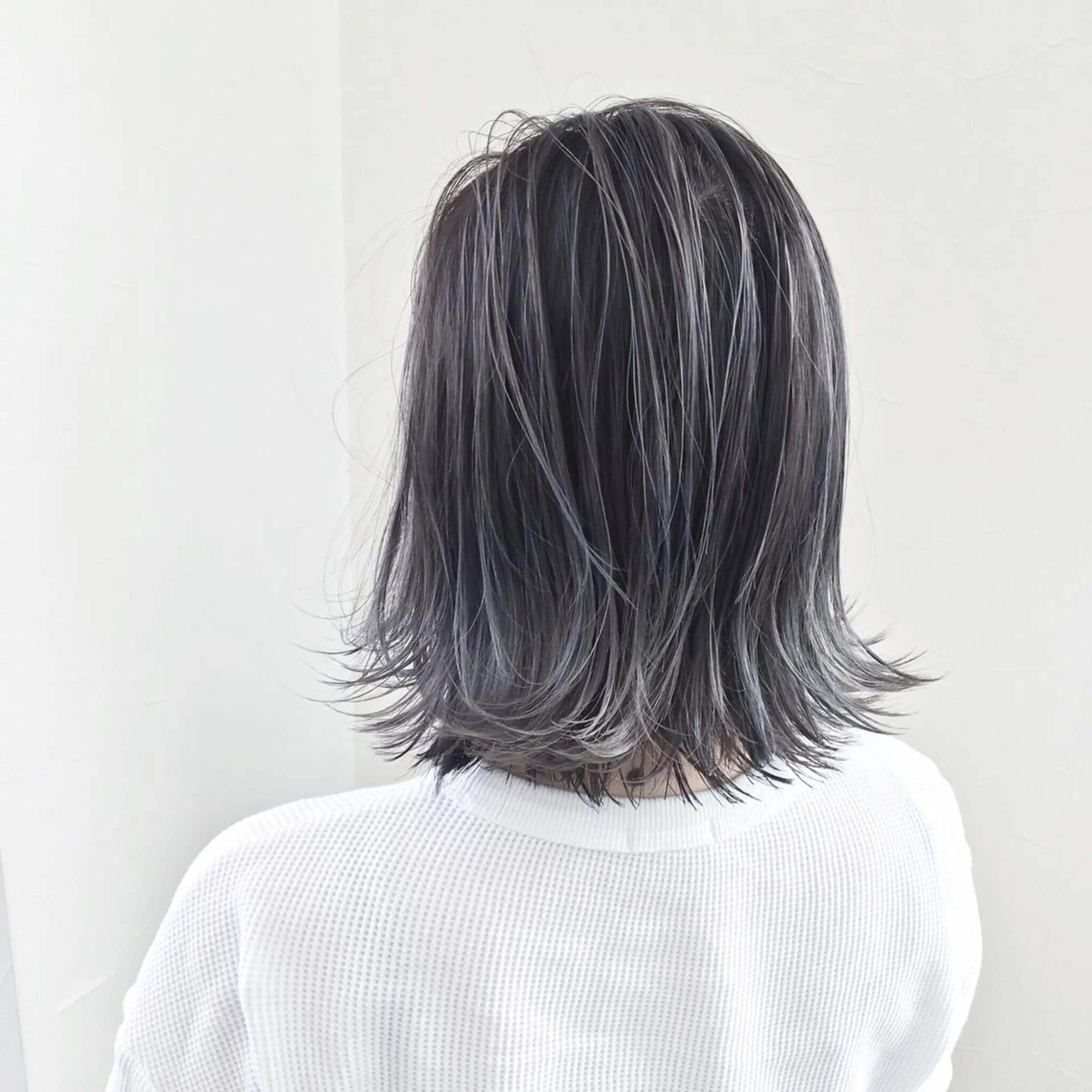 ショート レイヤーカット MERu所属・MERu/高橋裕之 /レイヤー/艶カラーのヘアスタイル