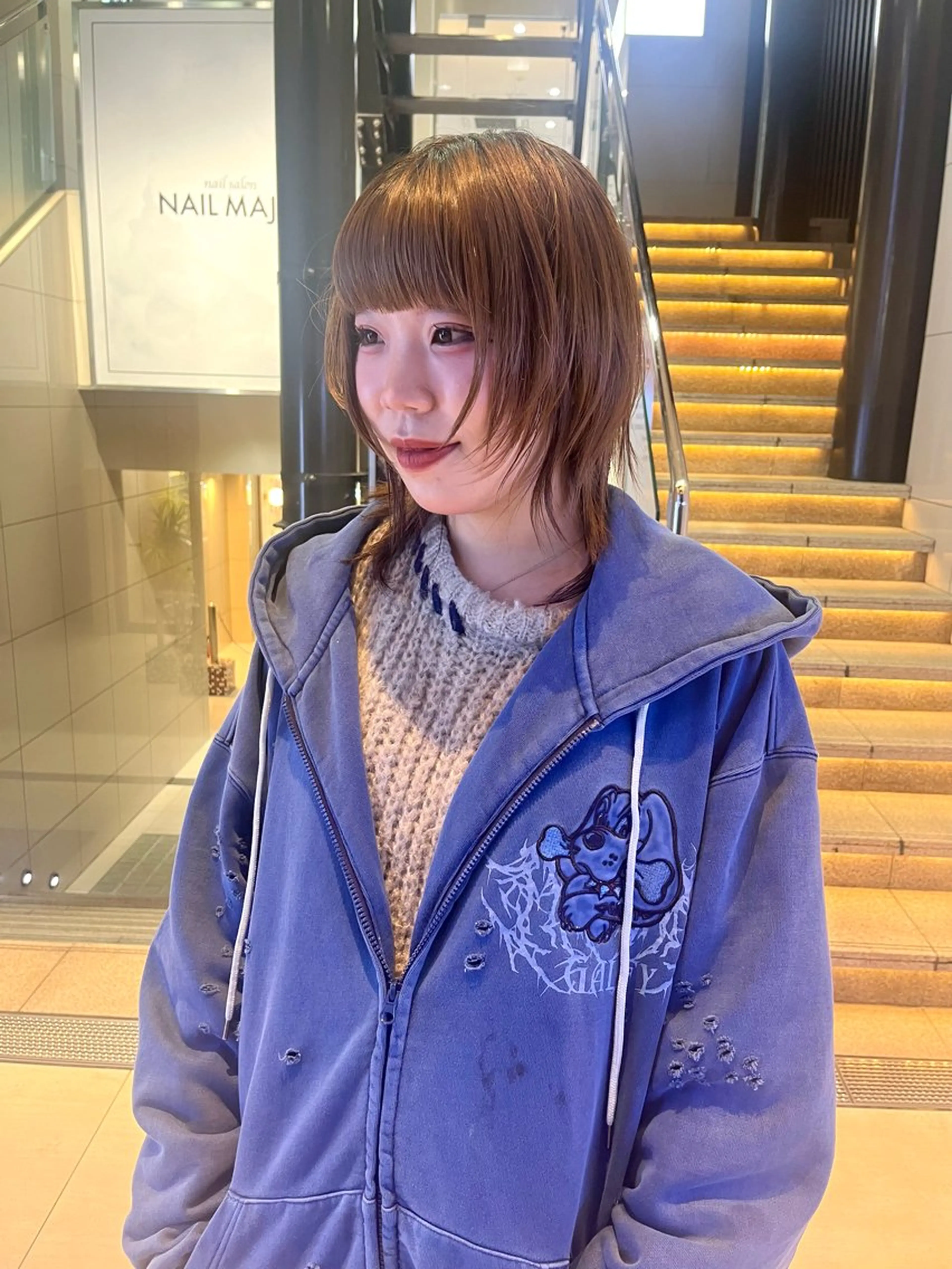 ミディアム カラー つぼみ/パーマ ／レイヤー／ボブのヘアスタイル