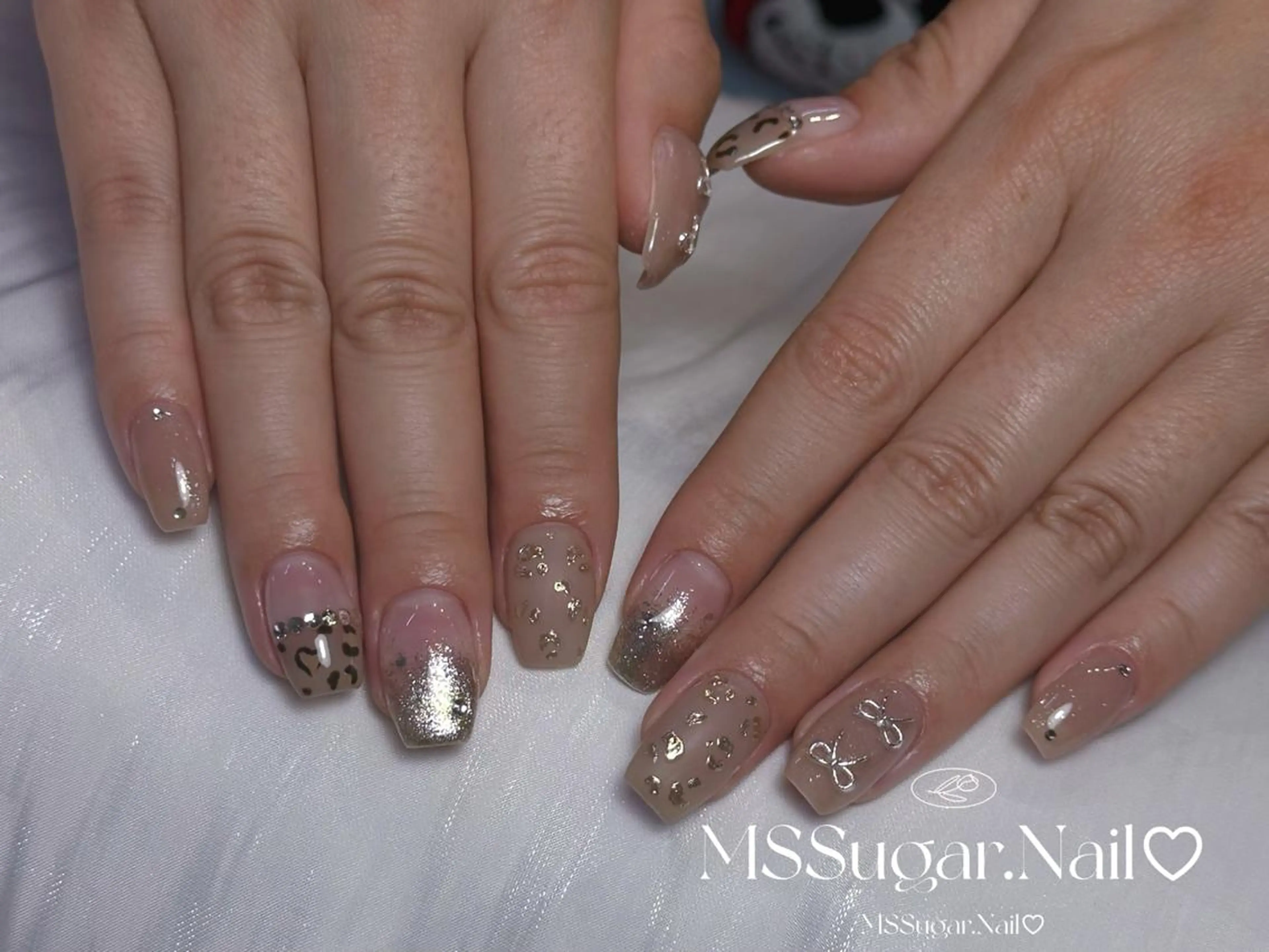 ネイル ハロウィン ロングネイル マグネットネイル スカルプネイル ネイルチップ ハンドネイル Mss ALICEのネイルデザイン