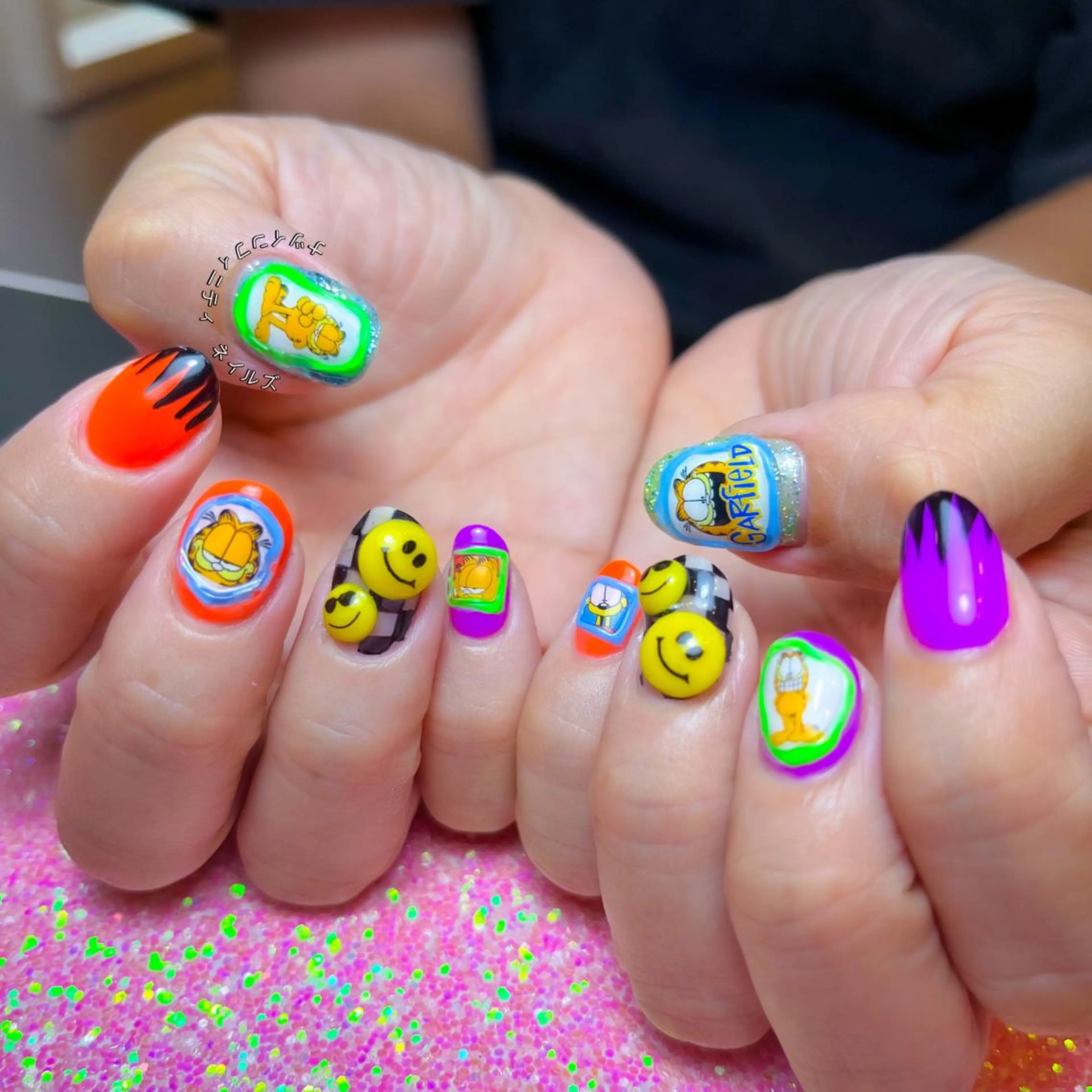 ネイル ハンドネイル ハンドケア ナツインフィニティ ネイルズ（なつ）のネイルデザイン