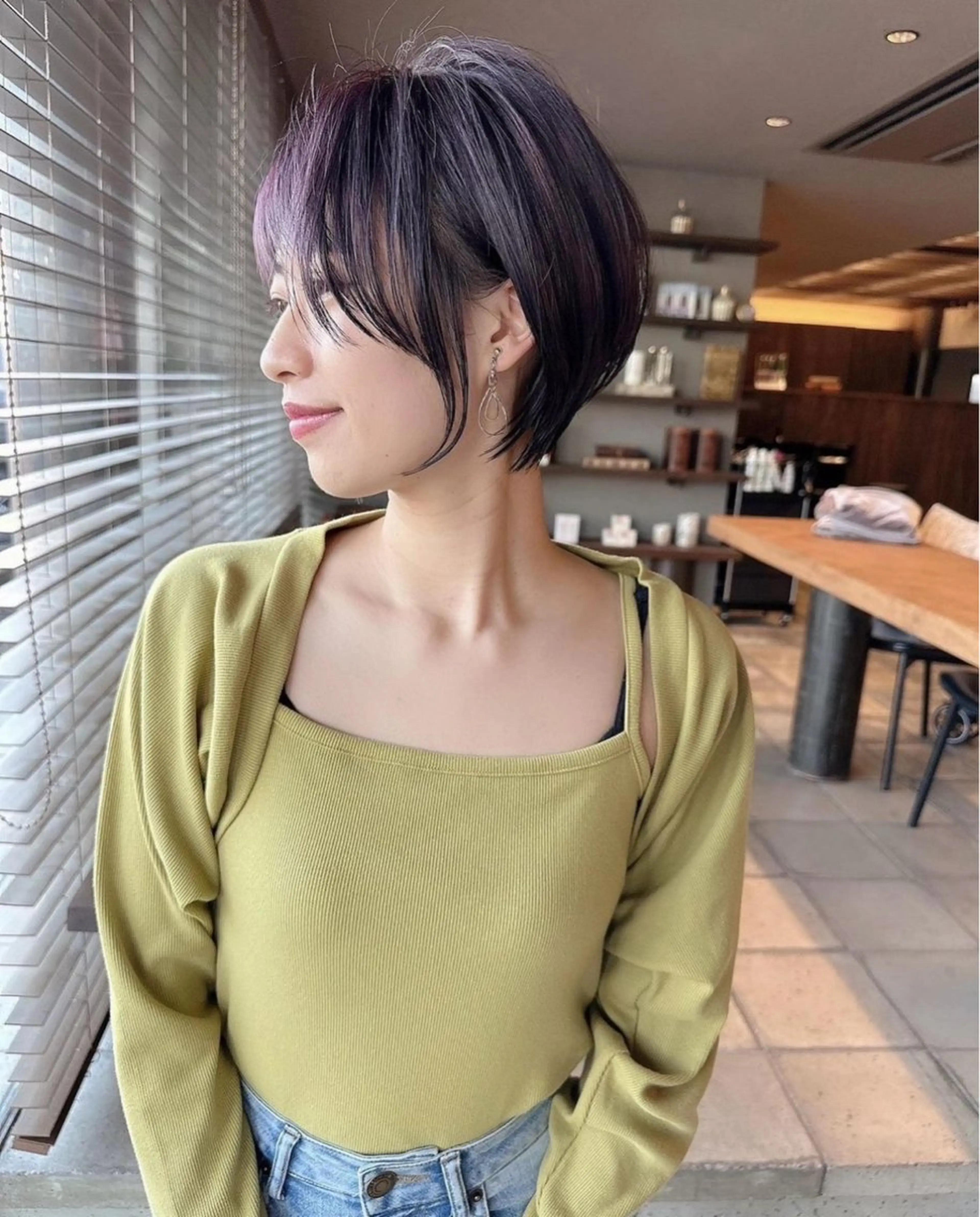 ショート カラー ❤️ブリーチなし💚 ダブルカラー平野実花のヘアスタイル