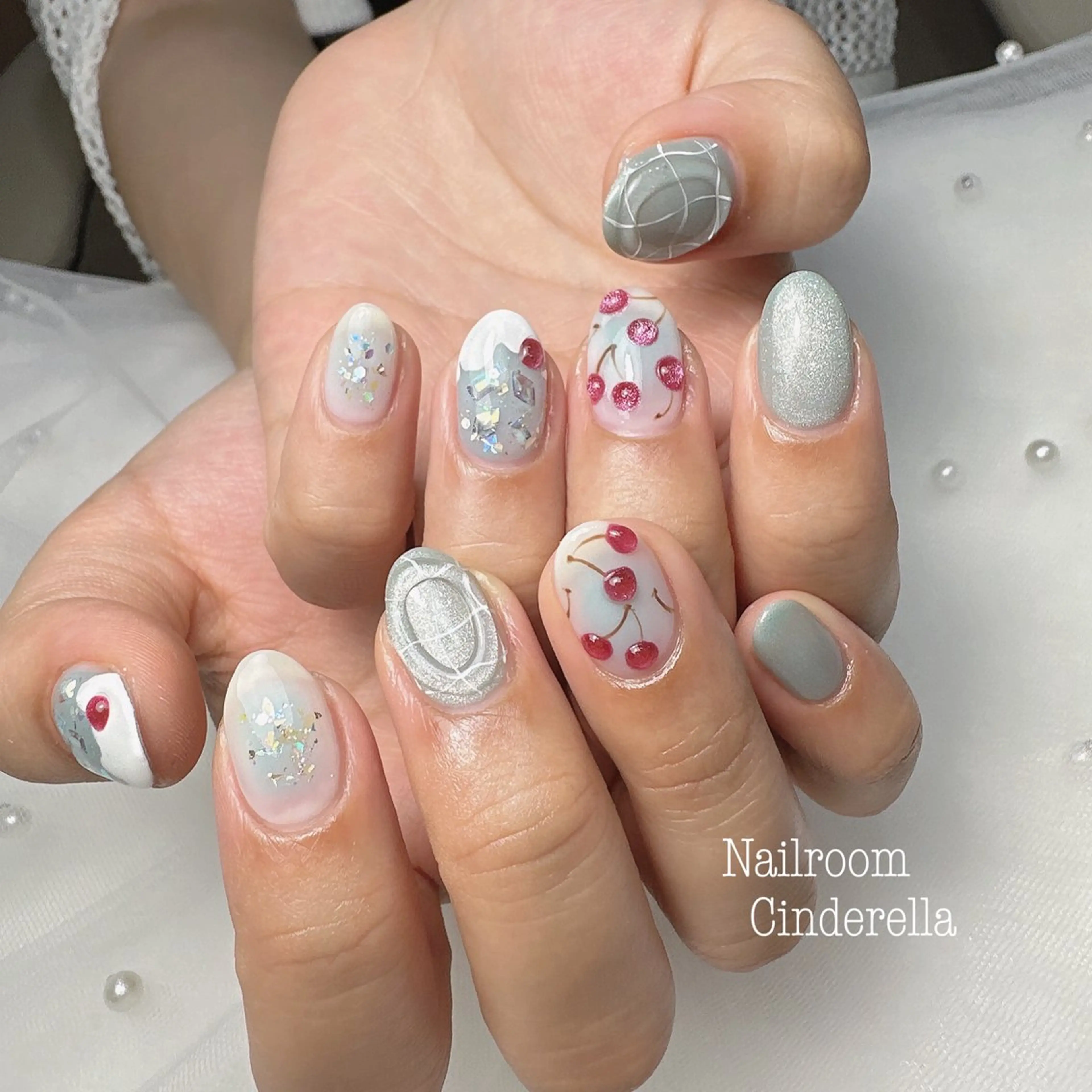 ネイル Nailroom. Cinderellaのネイルデザイン