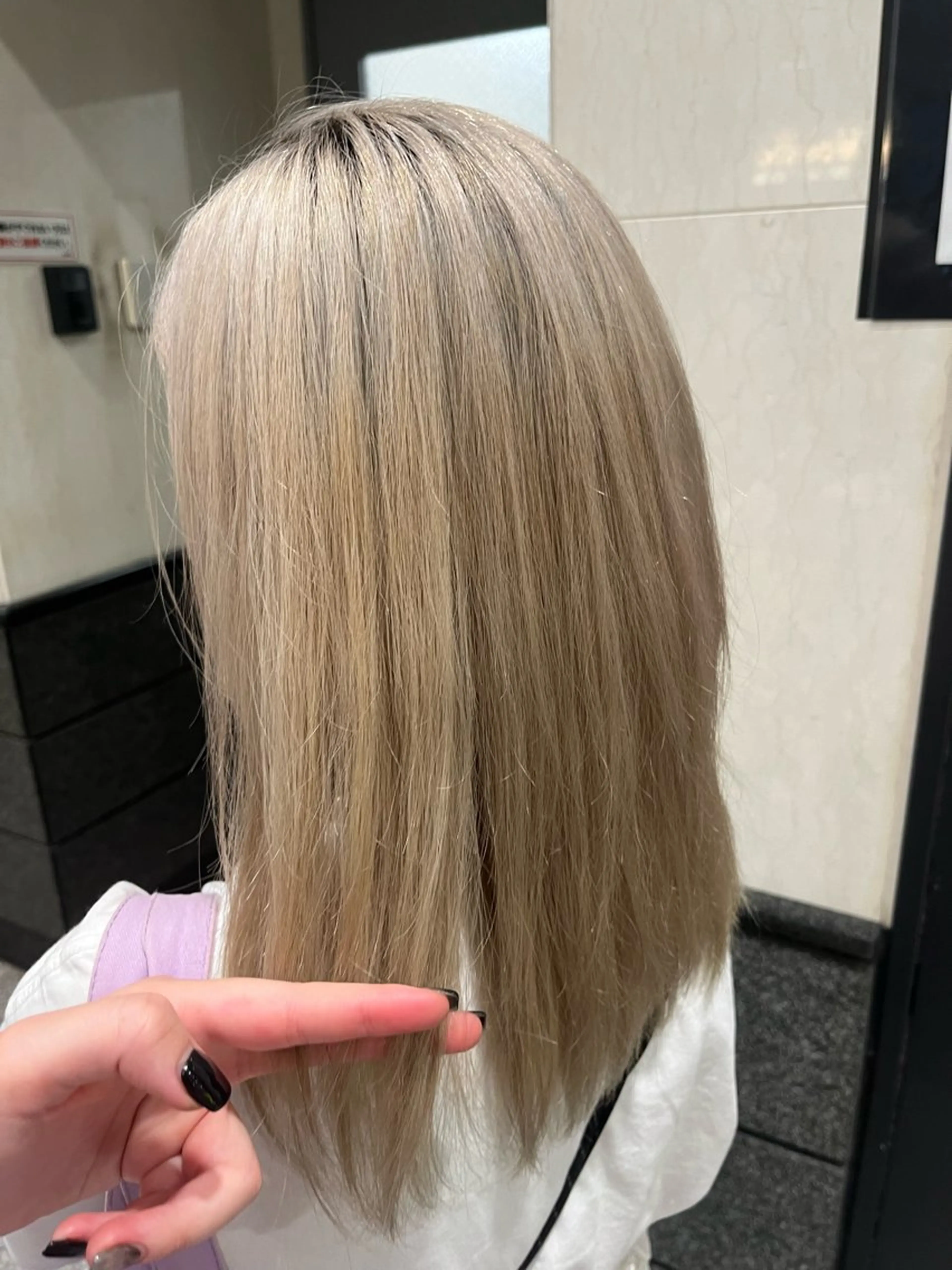 ミディアム トリートメント ブリーチ・ツヤ髪特化 レイヤー🥝ルナのヘアスタイル