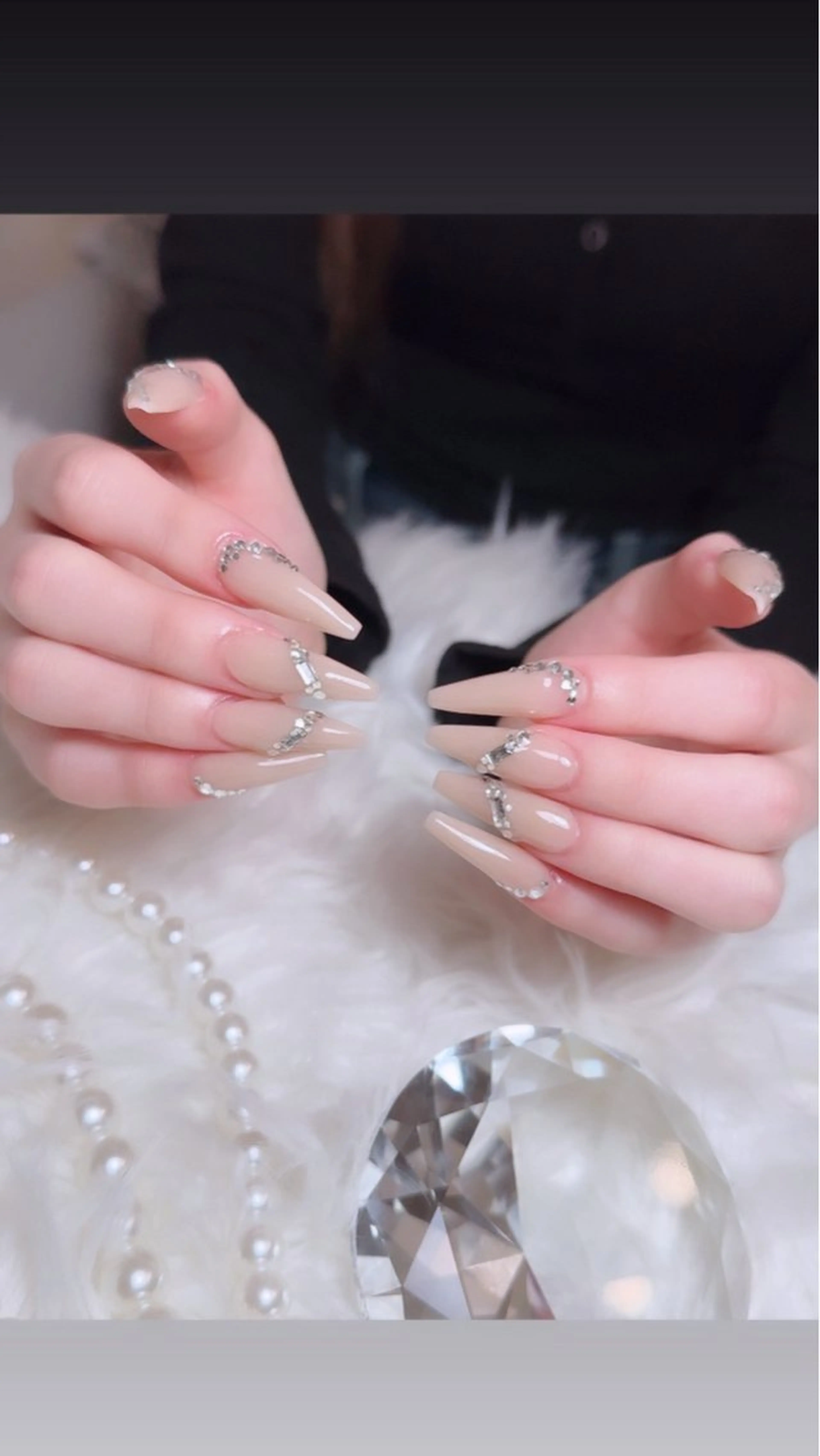 ネイル ストーンネイル nail salon azuのネイルデザイン