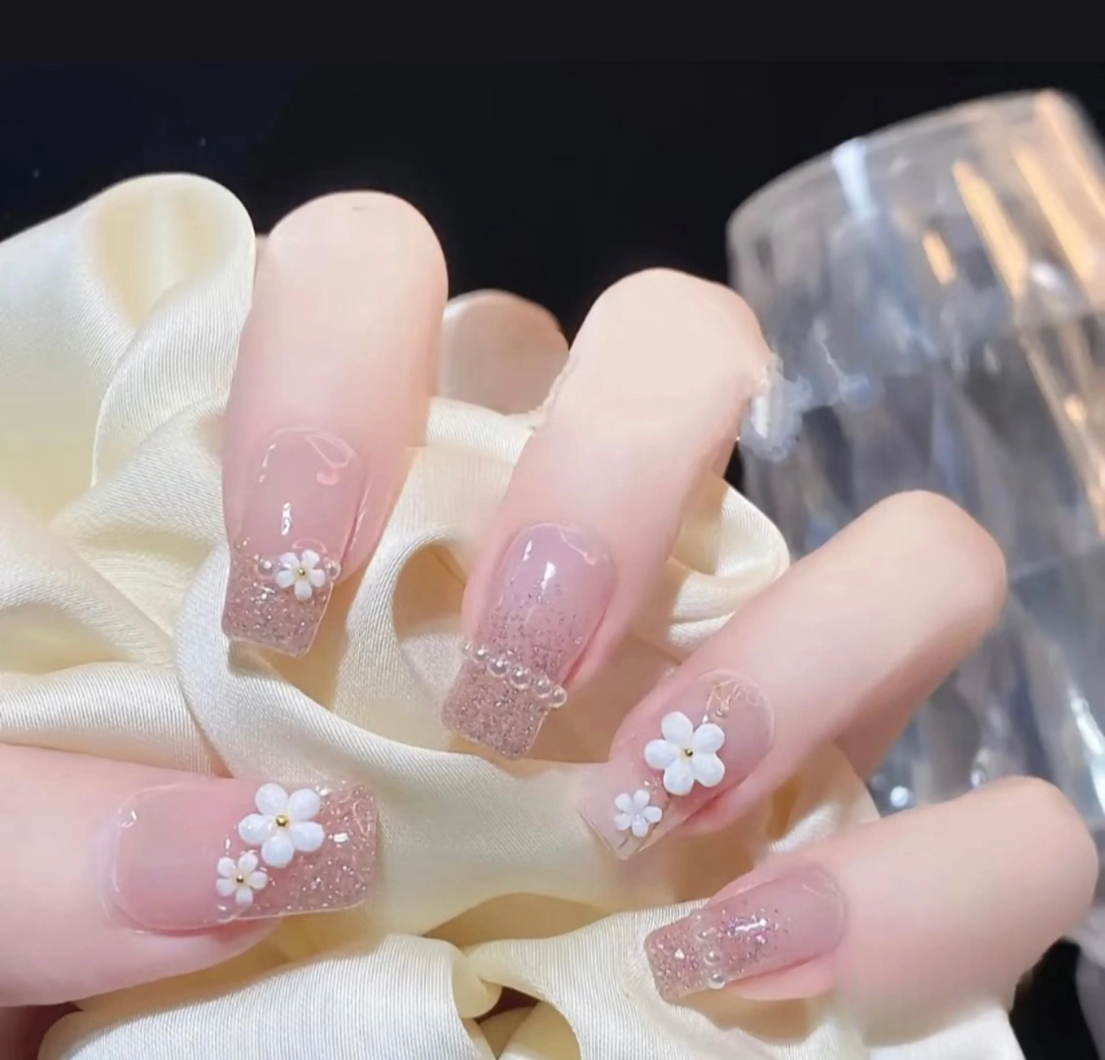 ネイル AND Nail 長さだし専門店のネイルデザイン