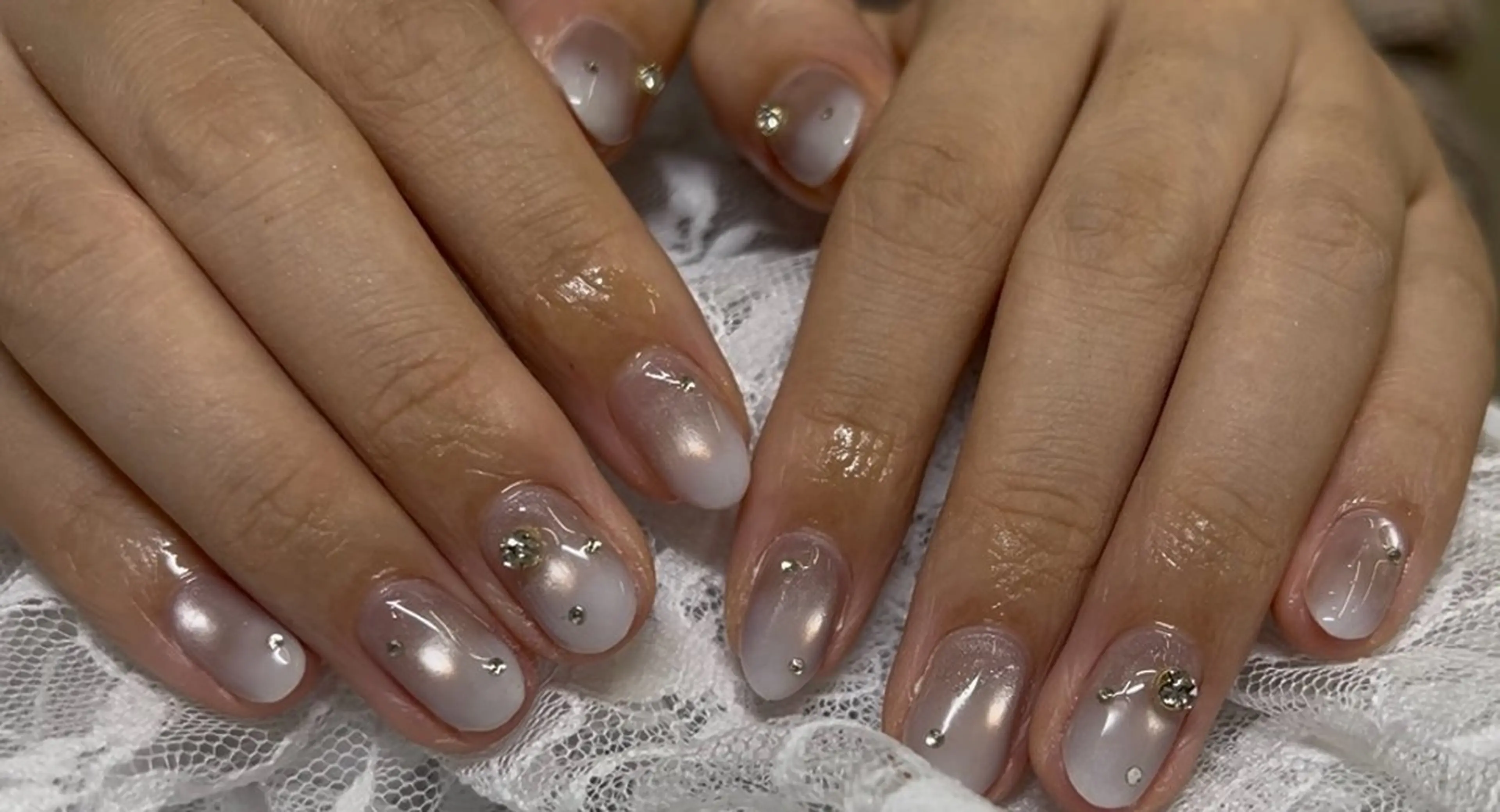 ミディアム ハンドネイル AIushe平井店 ななみのネイルデザイン