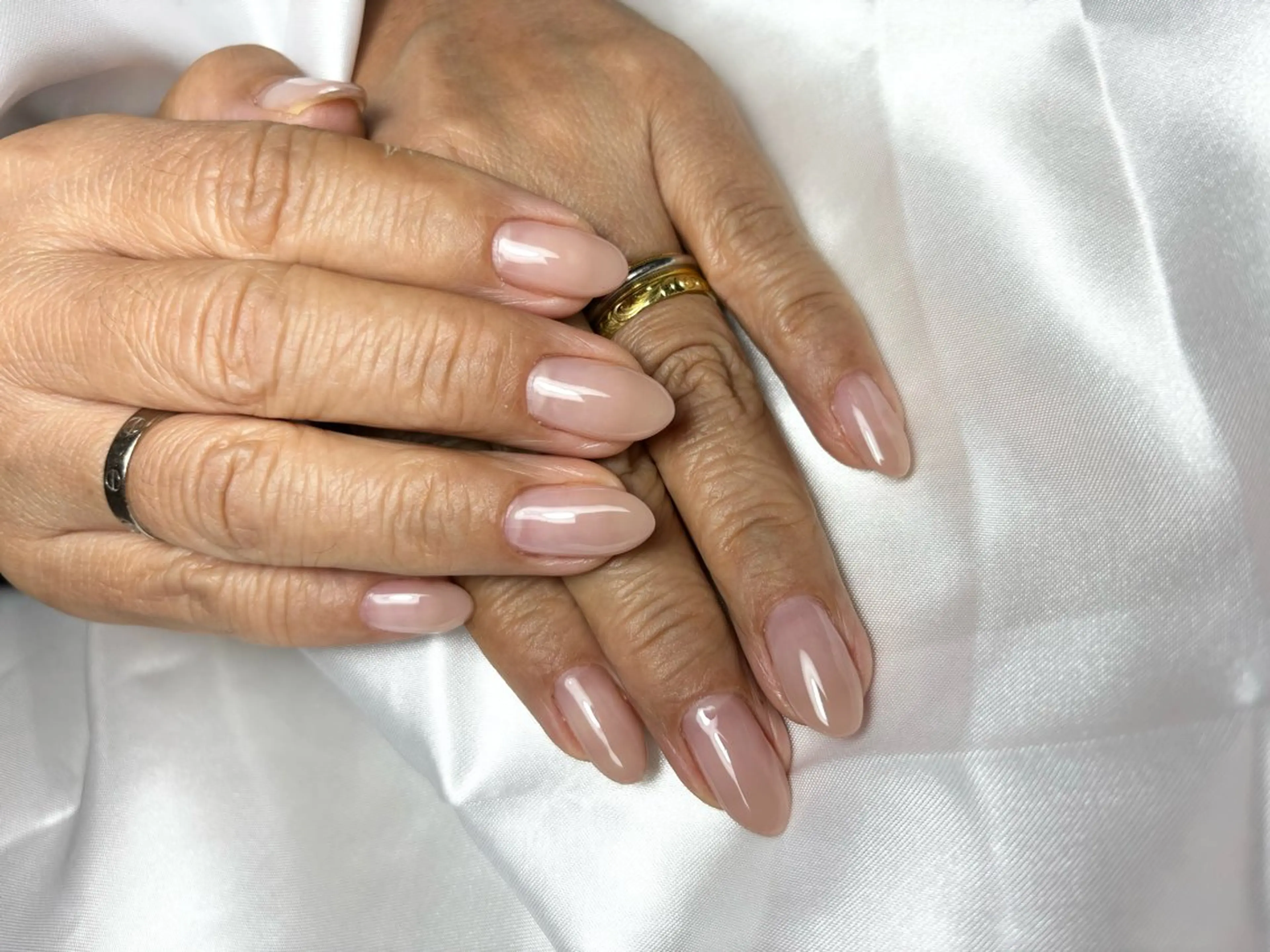 ネイル グラデーション ハンドネイル MIKA ♡のネイルデザイン