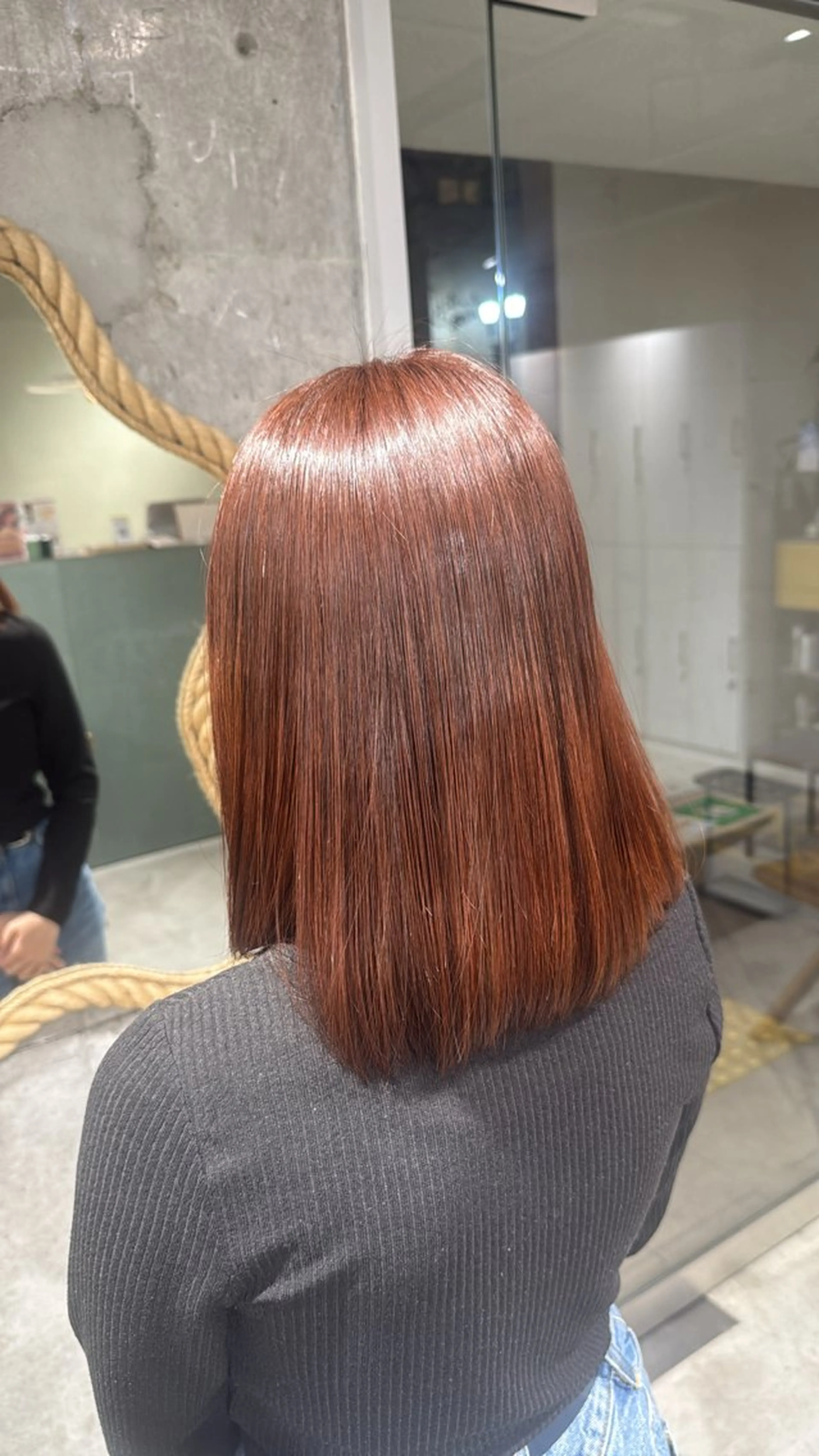 カラー 源内 花歩のヘアスタイル