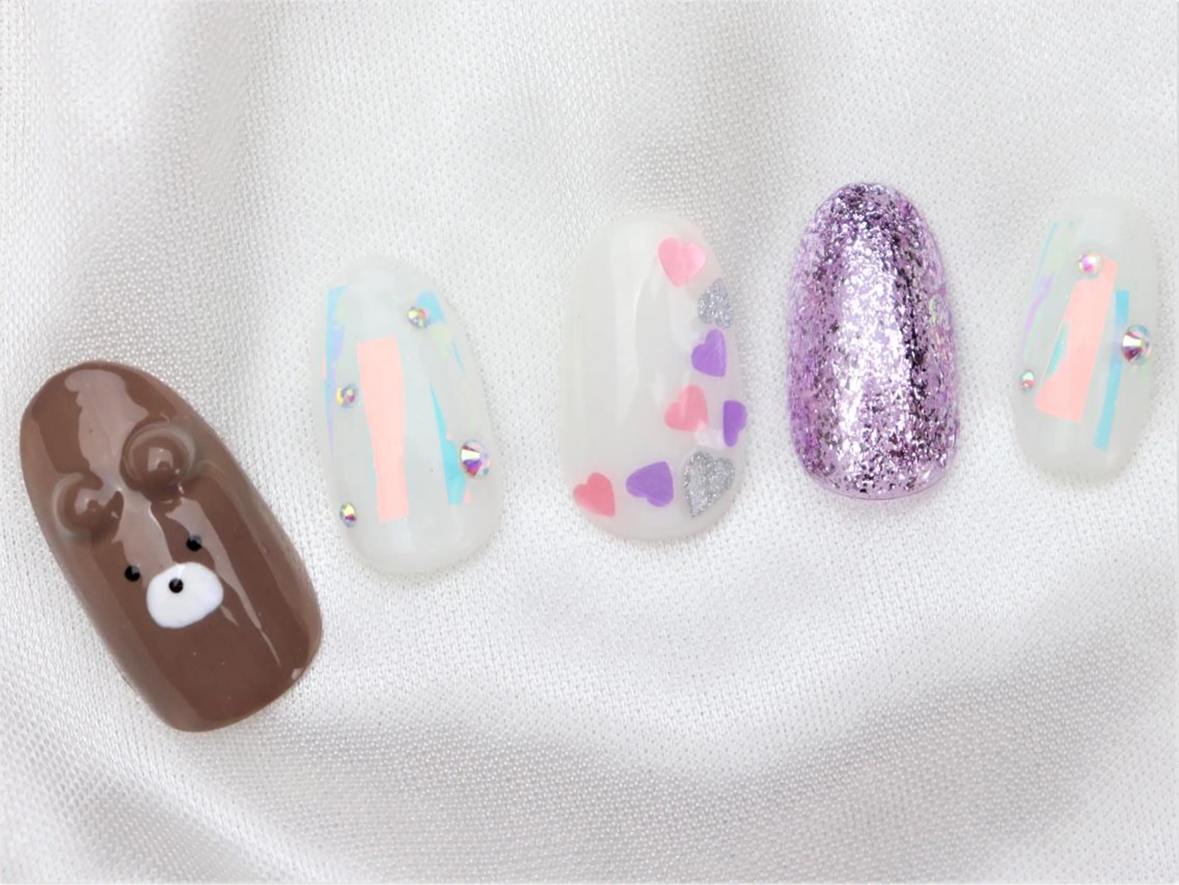 ネイル ハンドネイル 西岡 杏のネイルデザイン