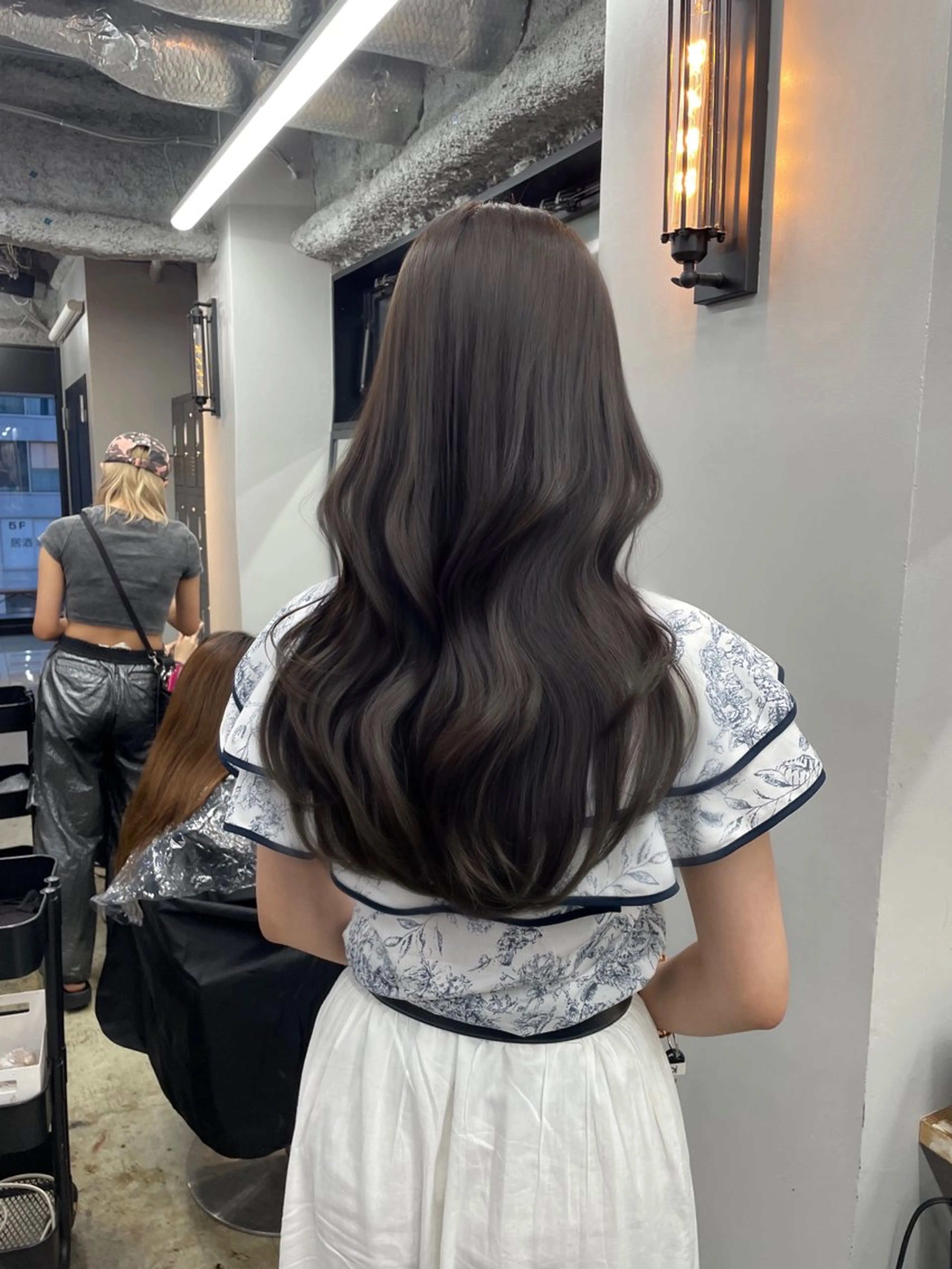 ロング カラー 新宿/韓国ヘア/ 髪質改善ストレートのヘアスタイル