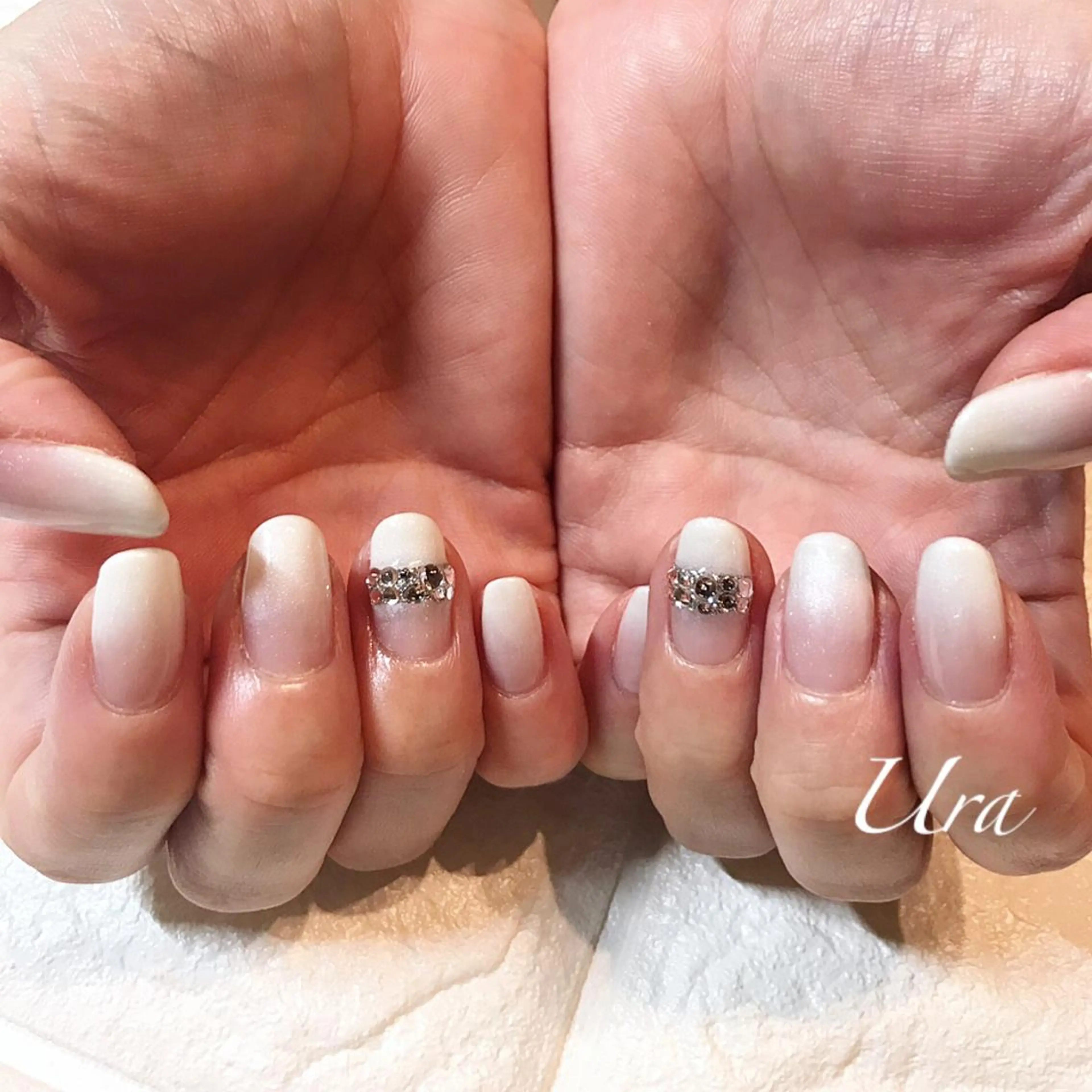 ネイル UrakoNail 《nail》のネイルデザイン
