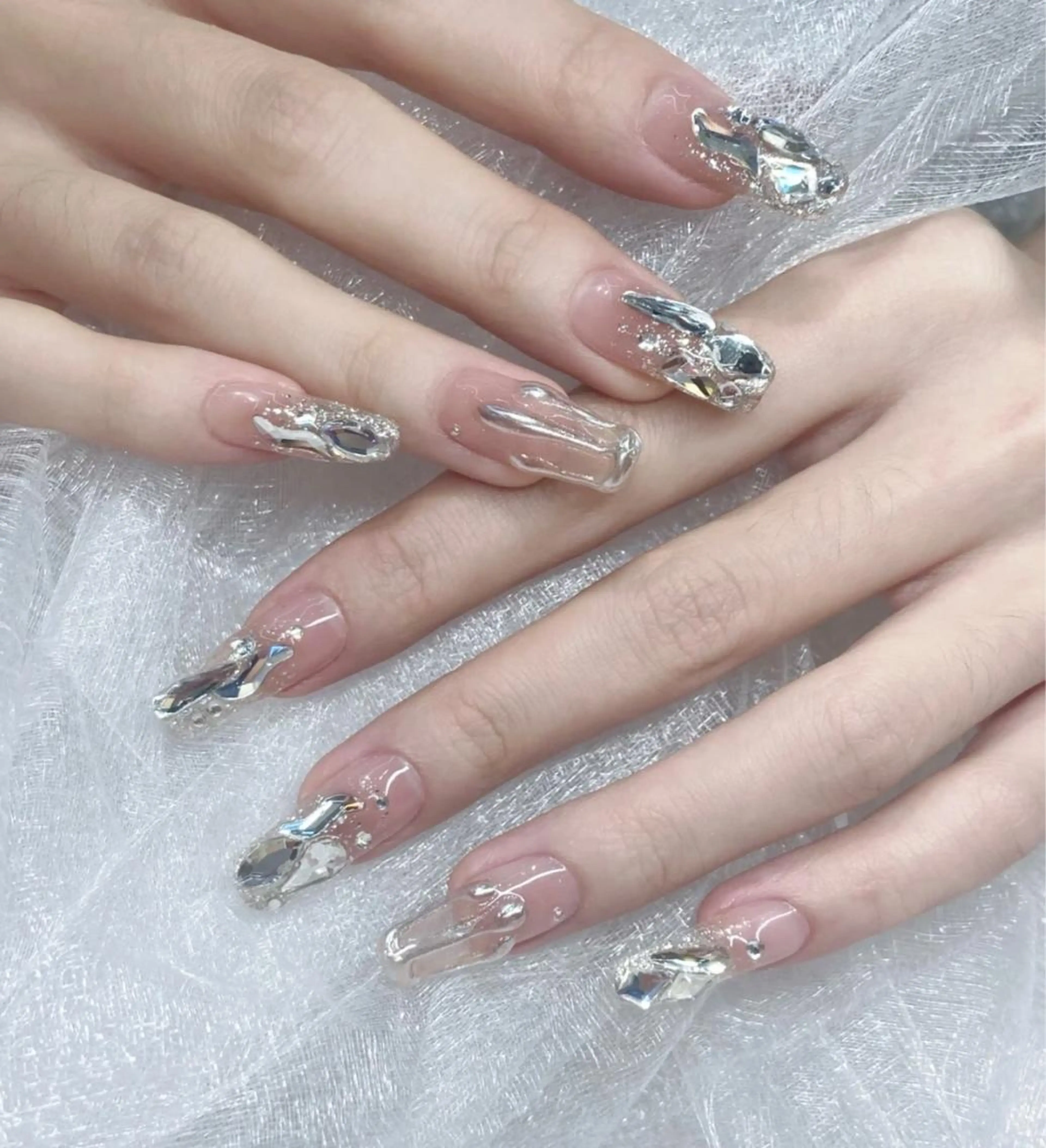 ネイル ハンドネイル VIVIAN リサのネイルデザイン