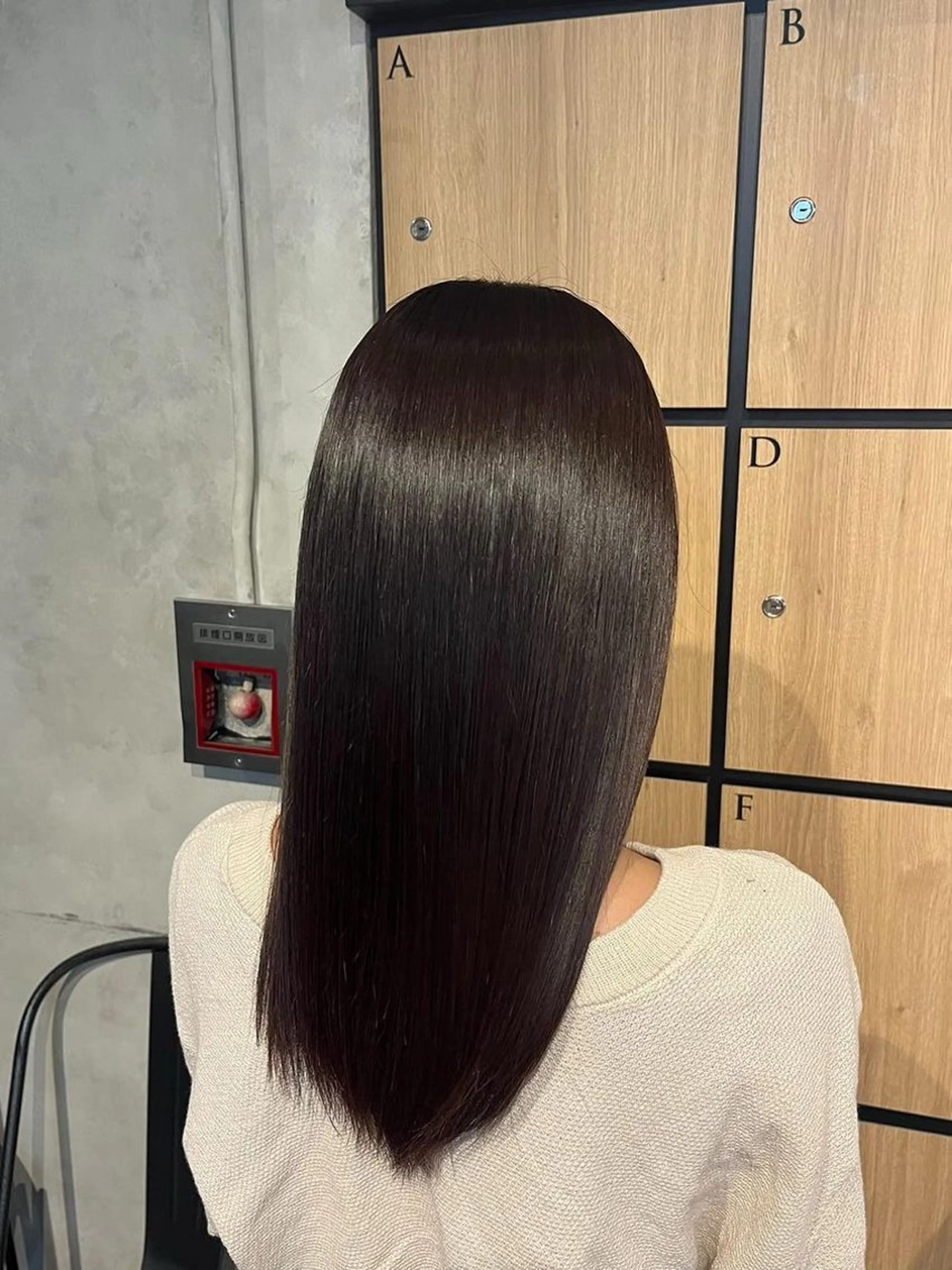 ミディアム ケアカラー トリートメント ヘアカラー トリートメント Jewel  Box東梅田所属・髪質改善サロン 梅田/ヨナミネのヘアスタイル