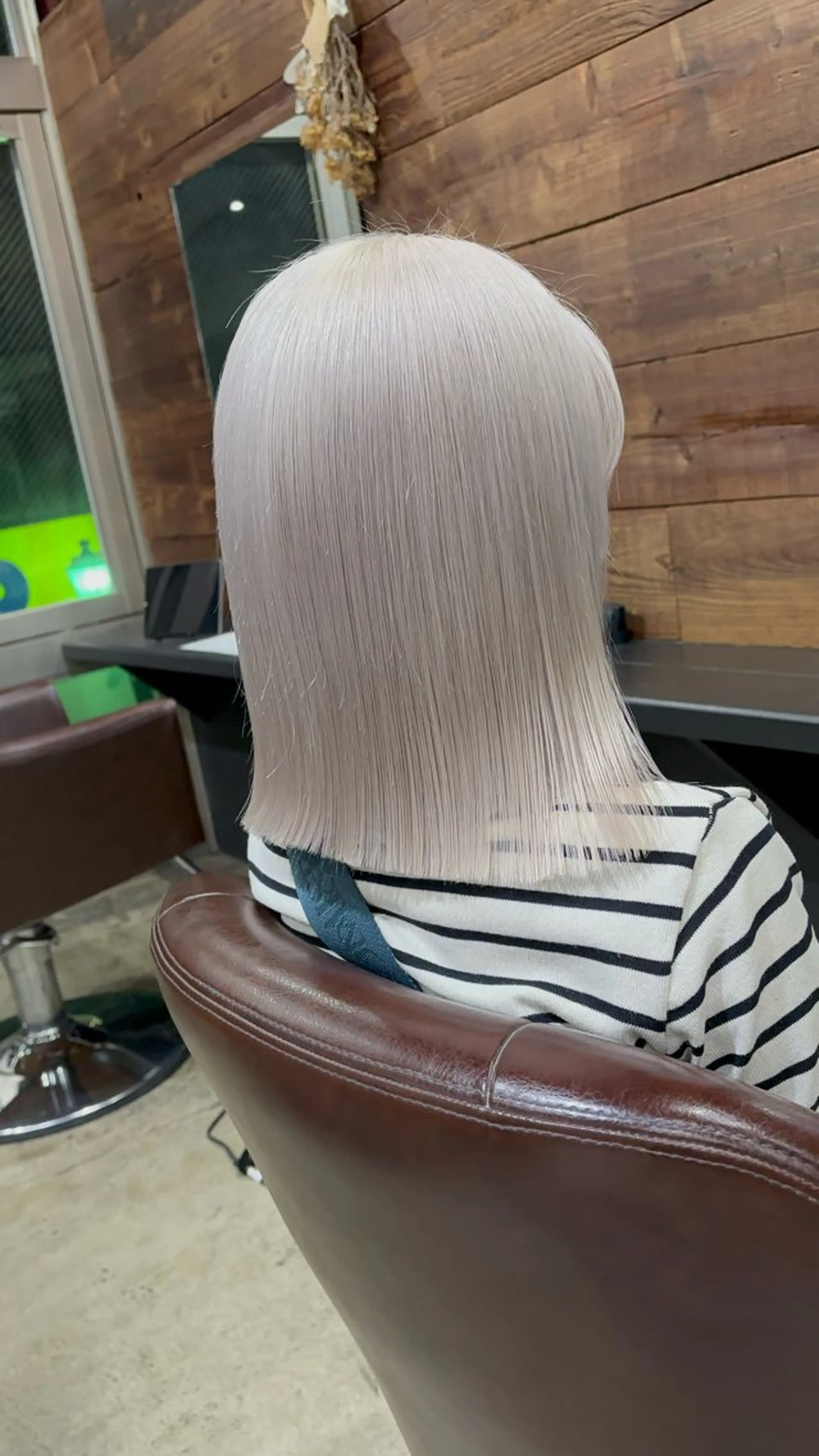 ミディアム AOZORA HAIR namikizaka＆parade所属・丸岡 千夏のヘアスタイル