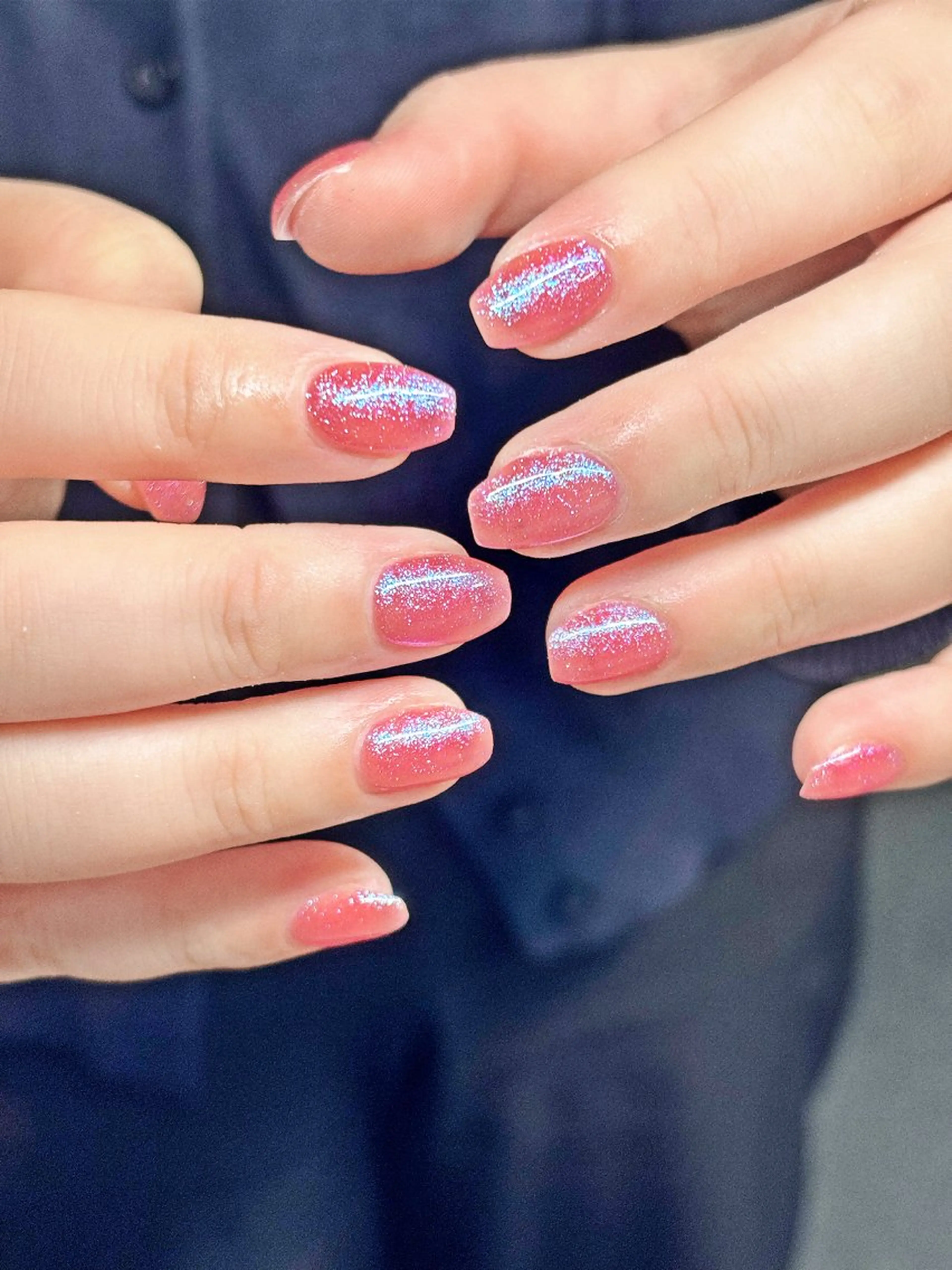 ネイル ブルー フラッシュネイル ガーリー キラキラネイル ラメ(グリッター) ハンドネイル ハンドケア 🎀NAIL🎀 AI🪄︎︎◝✩のネイルデザイン