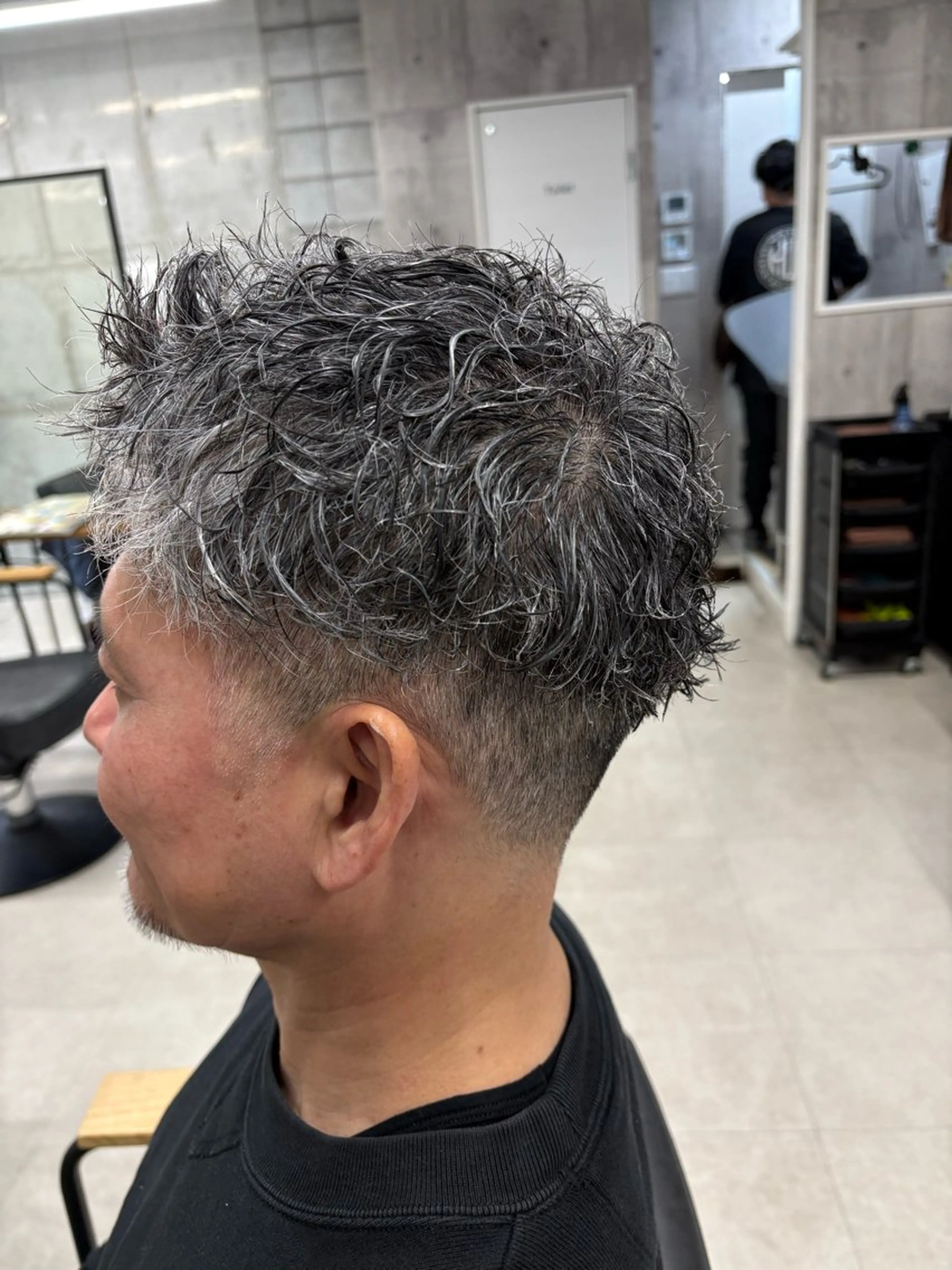 パーマ メンズ 垣内 勇人のヘアスタイル
