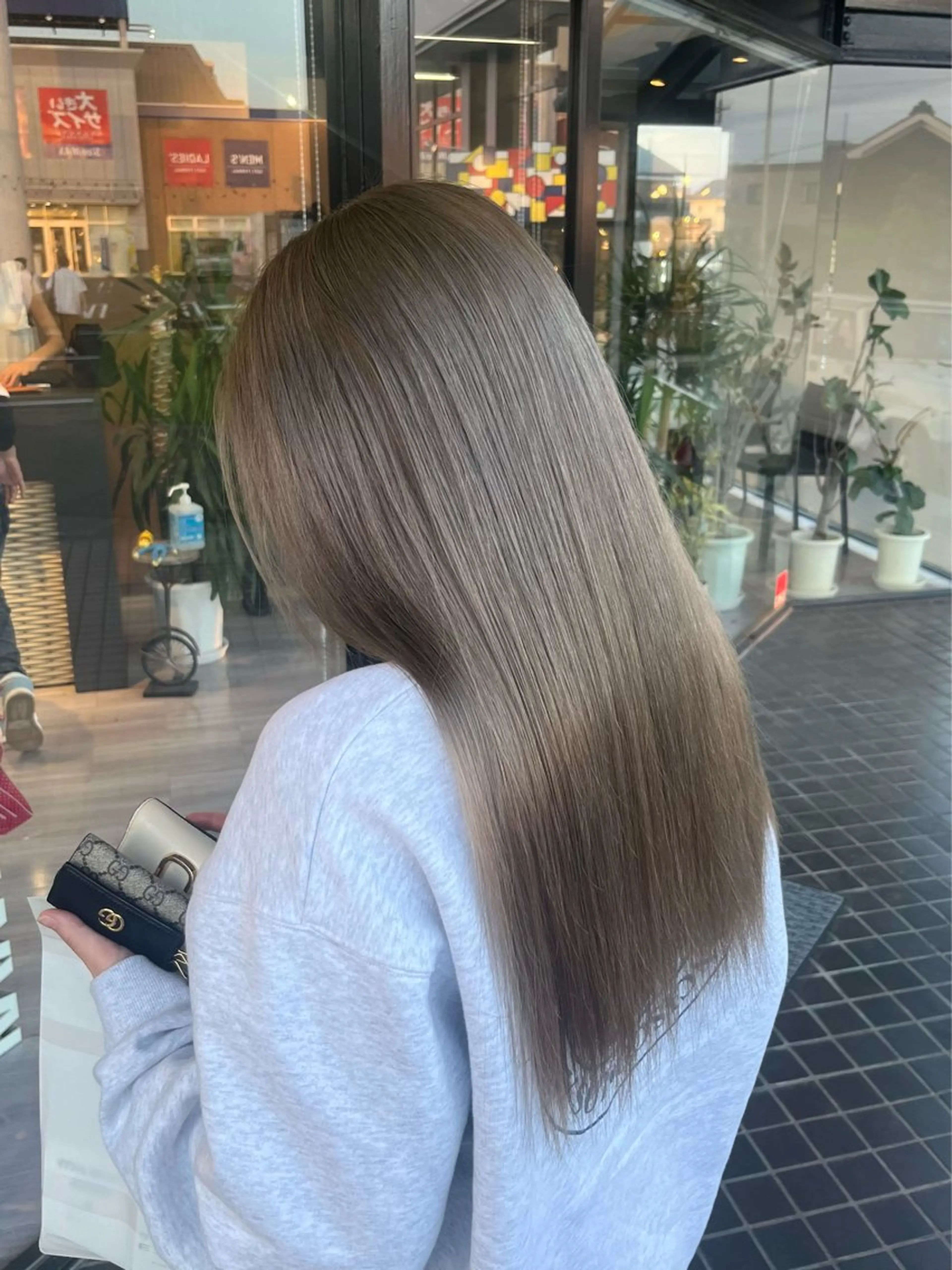 似合わせカット+ダブルカラー(ブリーチ込みorブリーチなし)の写真