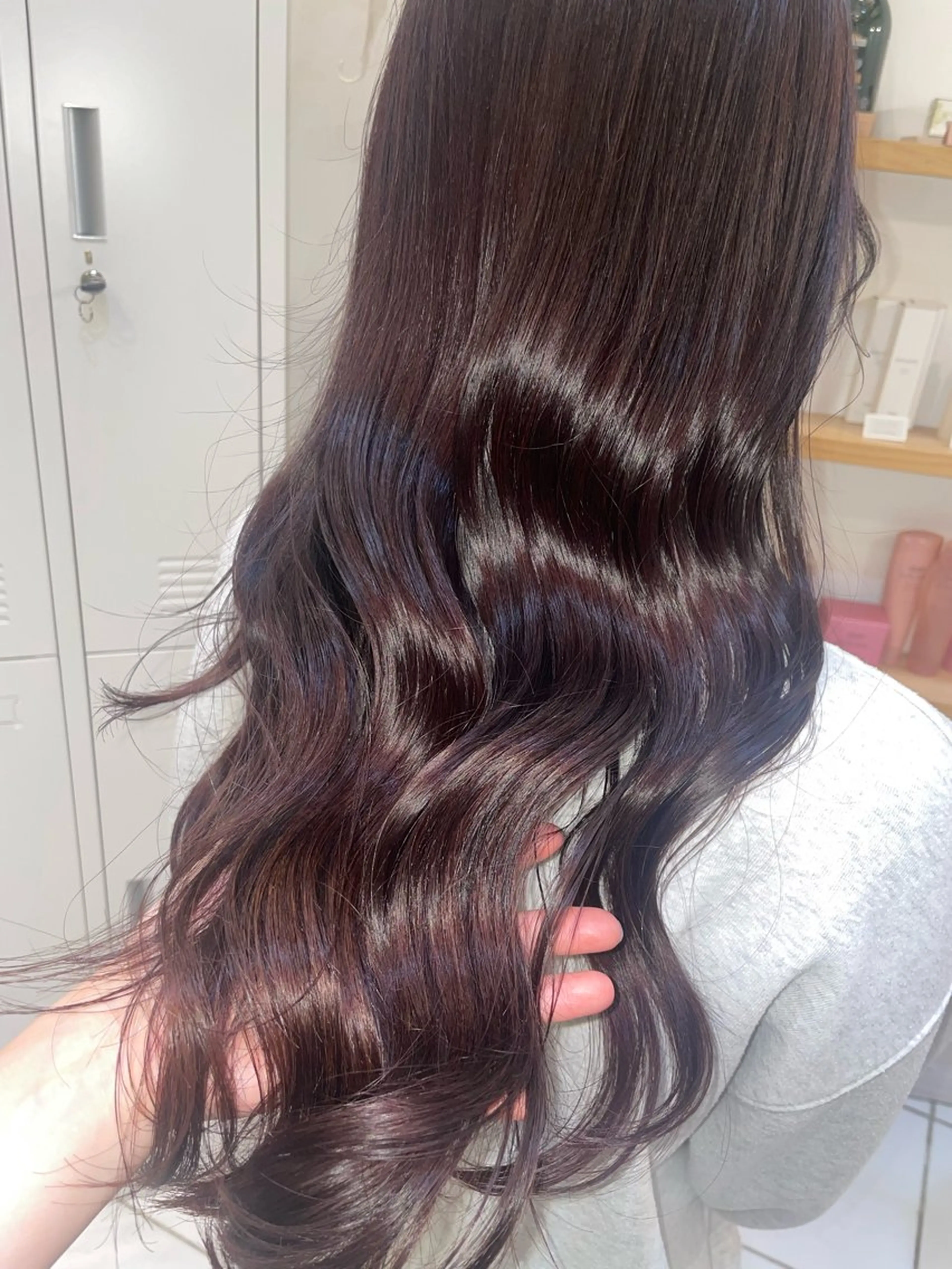 ロング カット ヘアカラー トリートメント diar平塚所属・倉川 結花のヘアスタイル