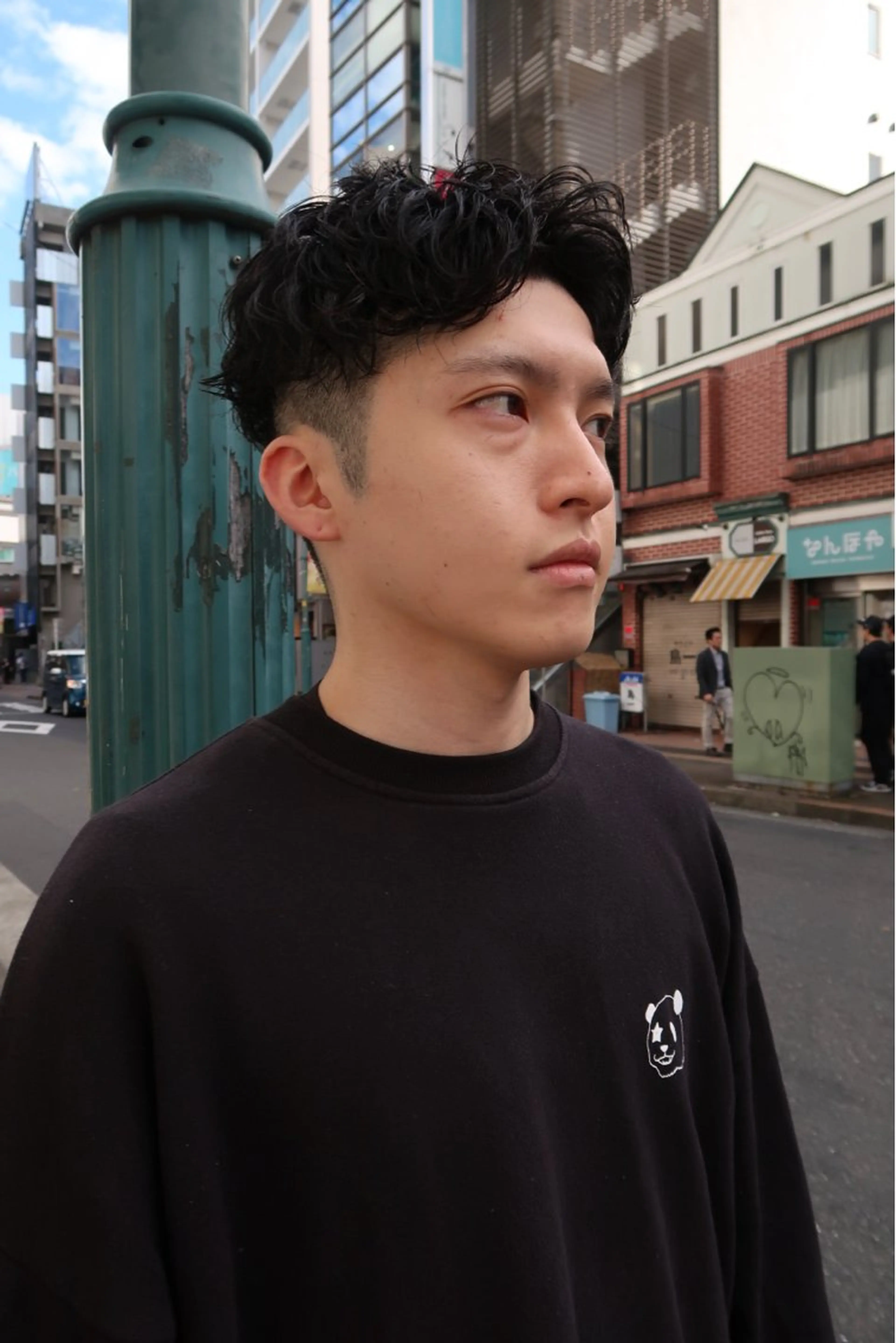 ショート メンズ メンズブリーチ メンズハイトーン メンズインナーカラー 髪質改善 ショートヘア Rei/ 縮毛矯正/ ハイライトカラー募集のヘアスタイル