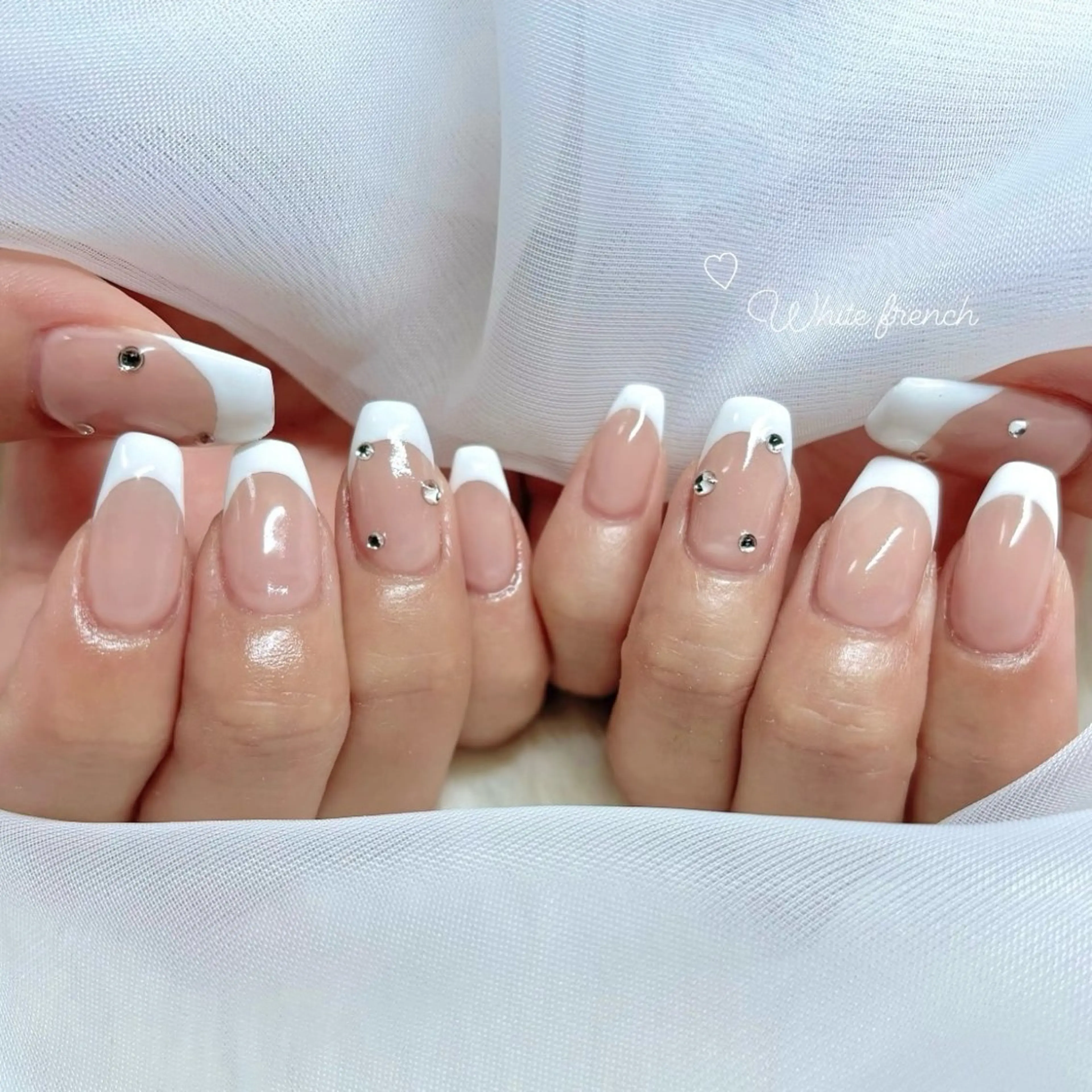 ネイル ハンドネイル Sii nail 🤍SAKIのネイルデザイン