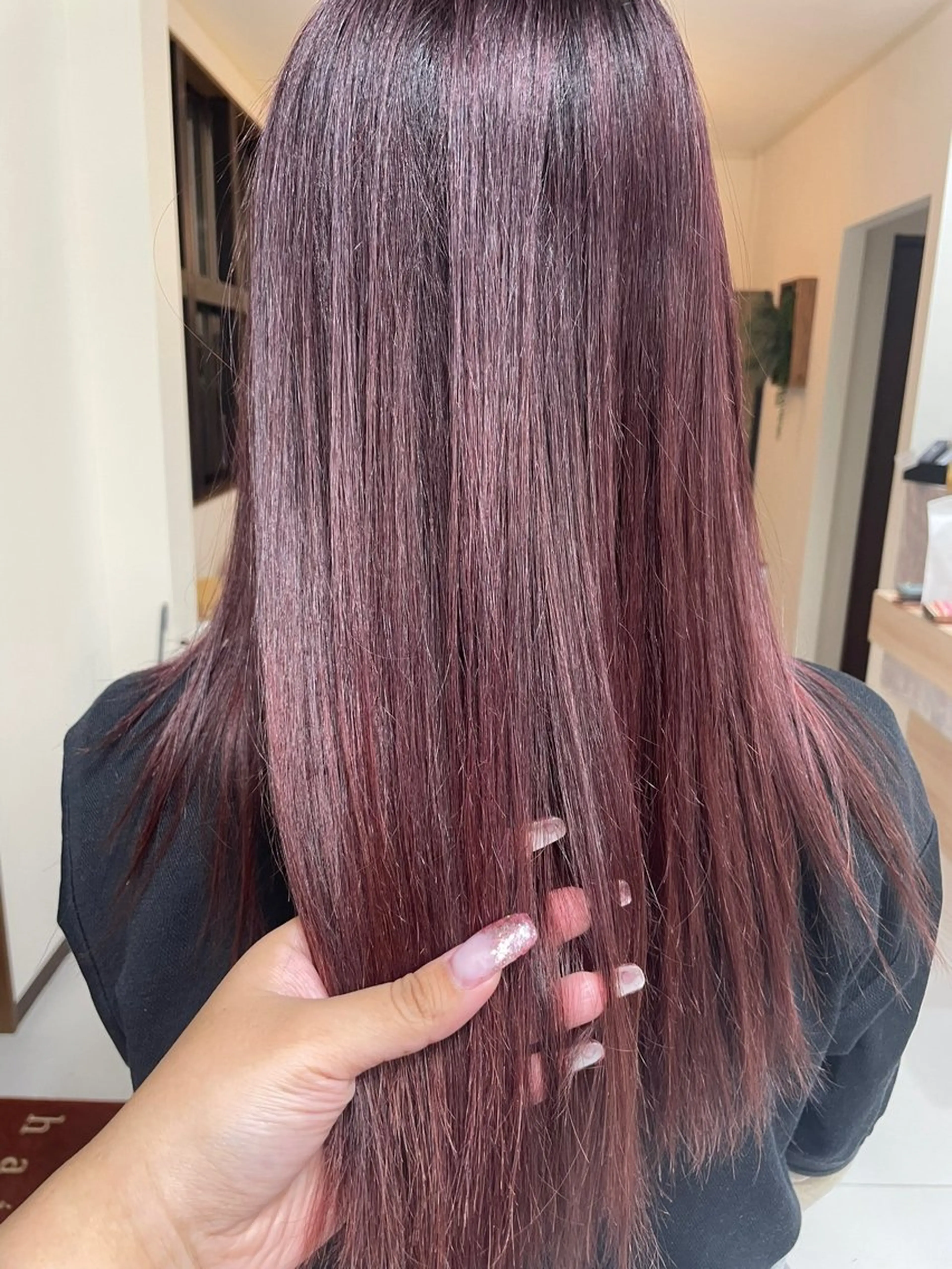 ロング カラー 大内 カオリのヘアスタイル