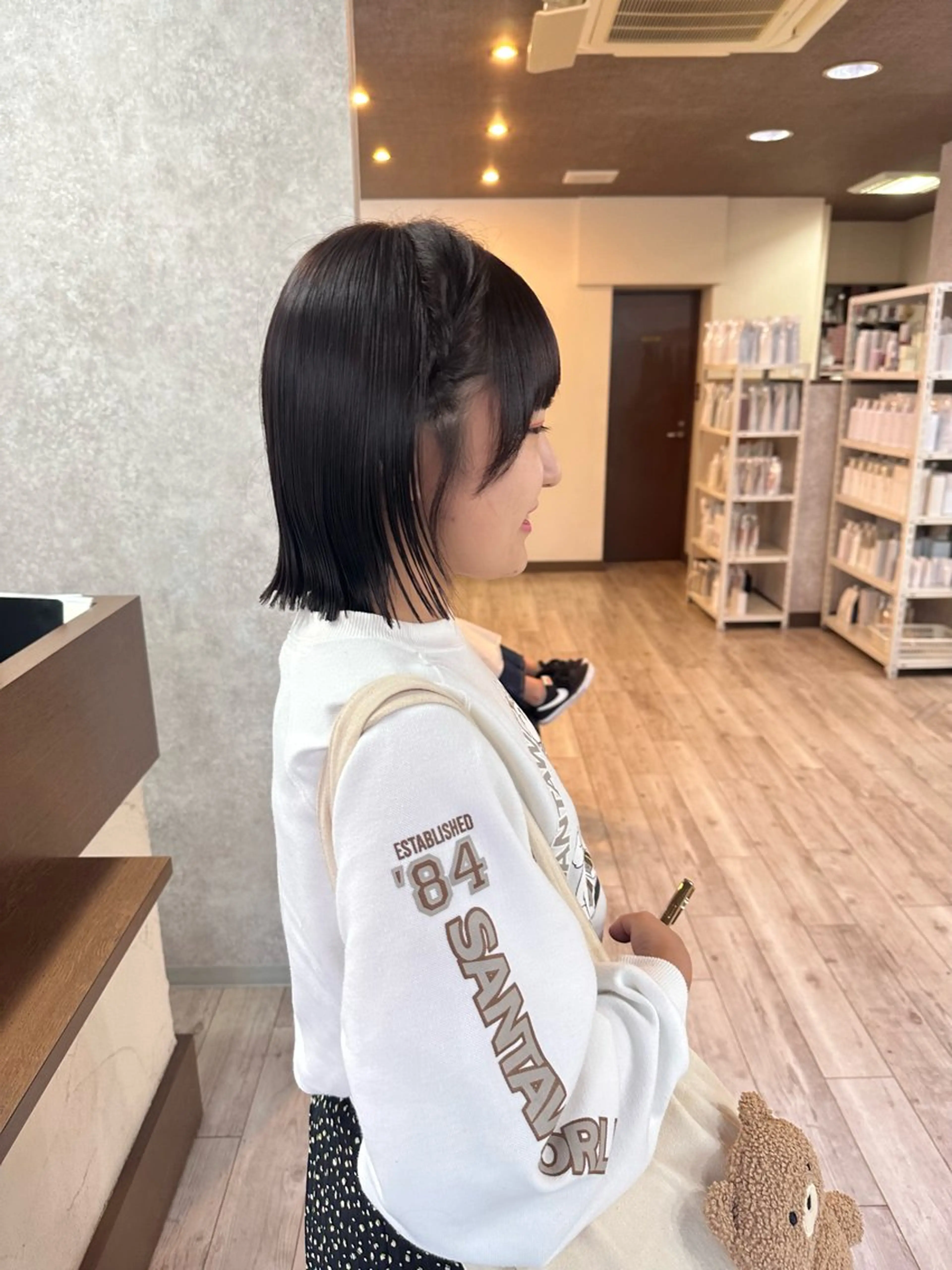 ミディアム カラー ボブ カット ヘアカラー 高橋 みく/ minim 暖色のヘアスタイル