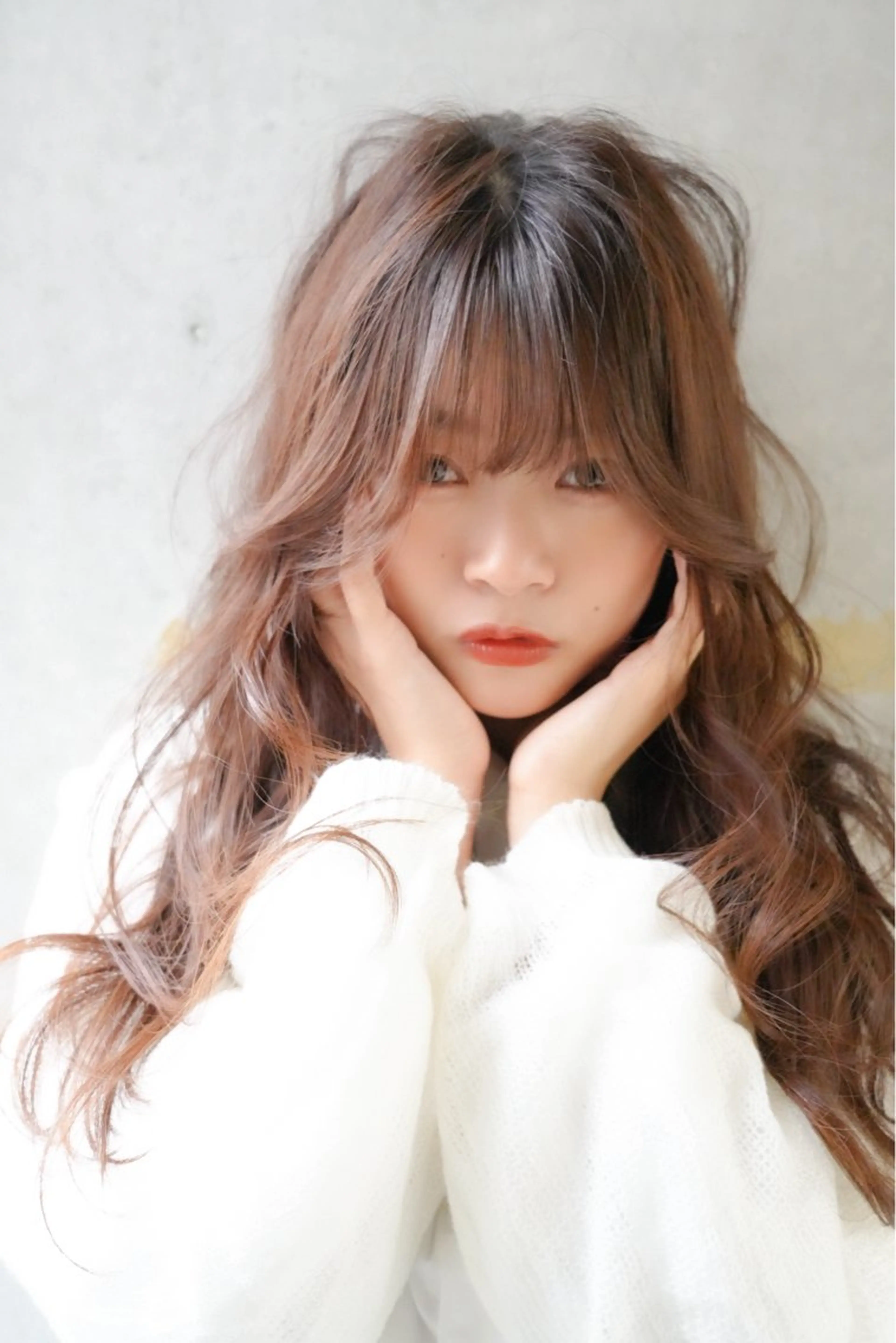 ロング KEIGO/ ブリーチ、矯正特化のヘアスタイル