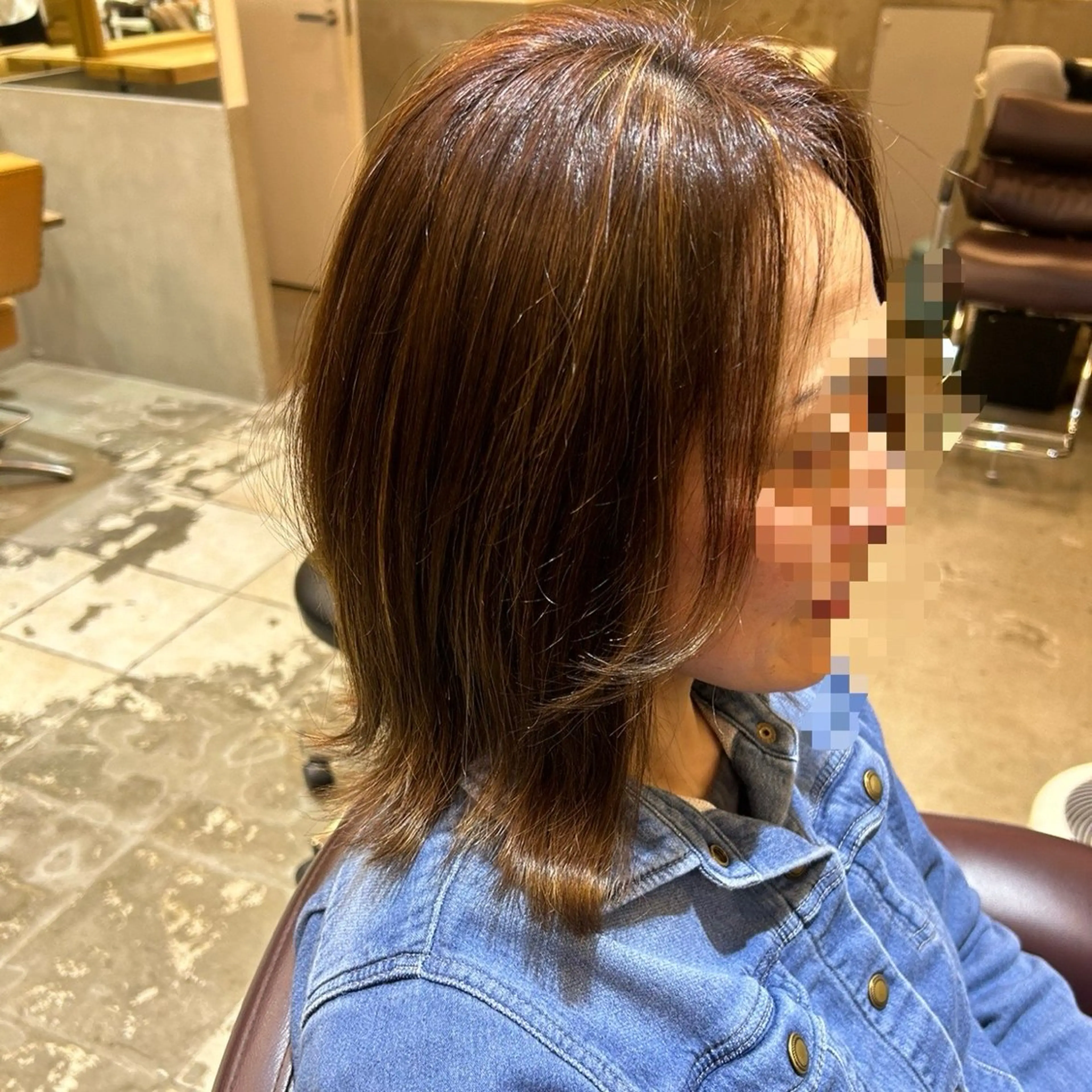 ミディアム カラー カット ヘアカラー トリートメント 若狭 彩花のヘアスタイル