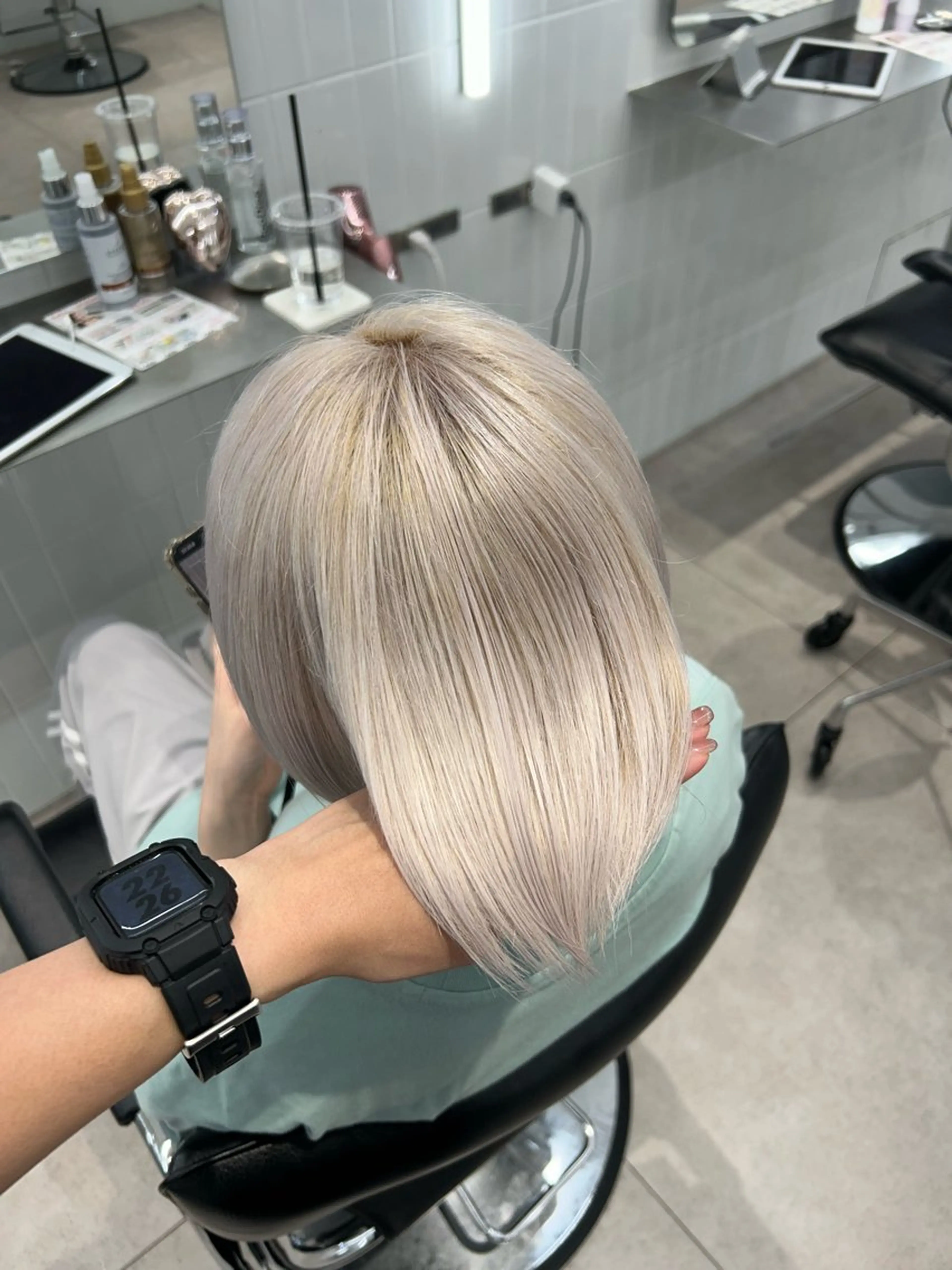 ショート ヘアカラー トリートメント ヘアセット ONYX 表参道所属・ショート/ボブ/似 合わせ/顔周りカットのヘアスタイル