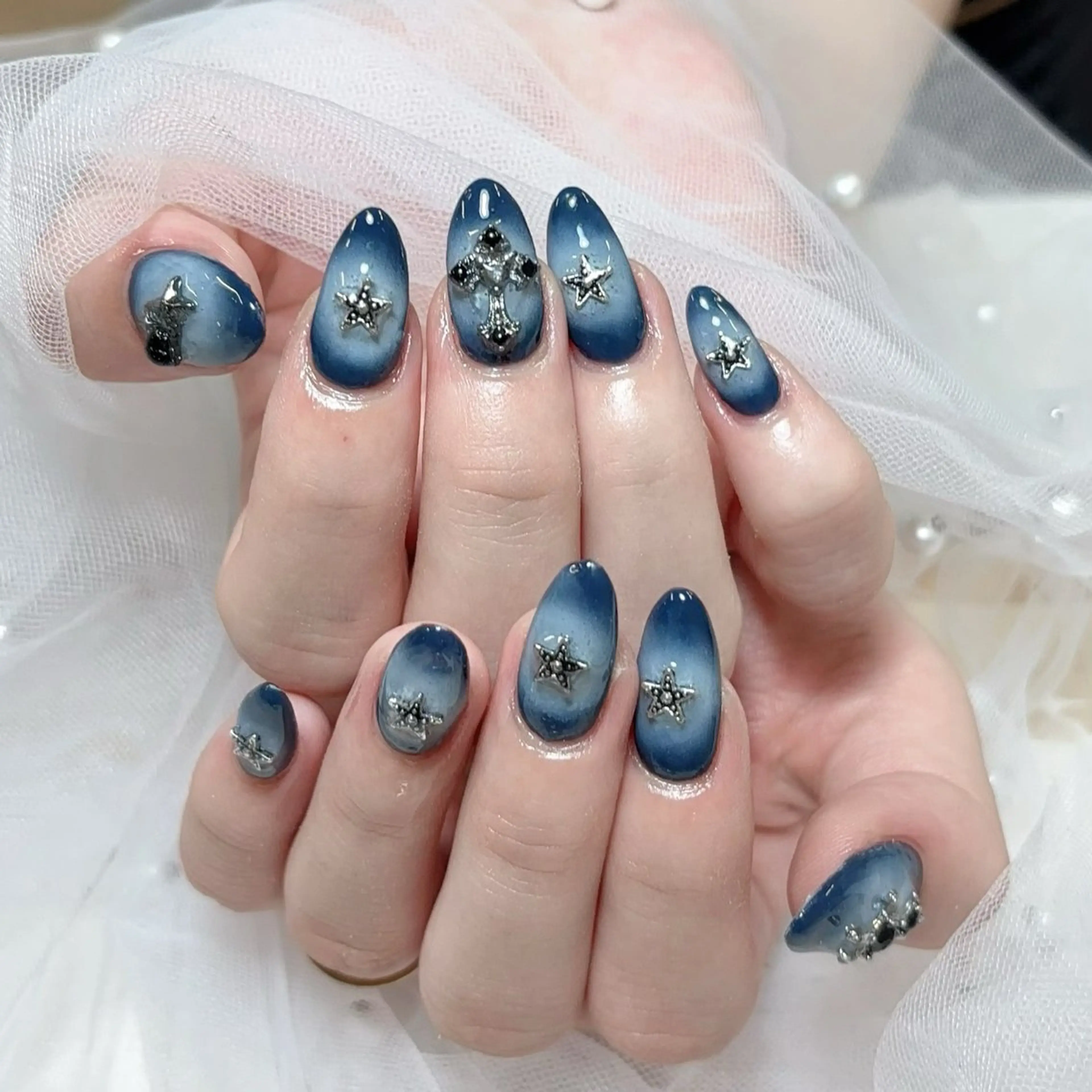 ネイル ハンドネイル 💗キラネイル💗 モチ最高のネイルデザイン