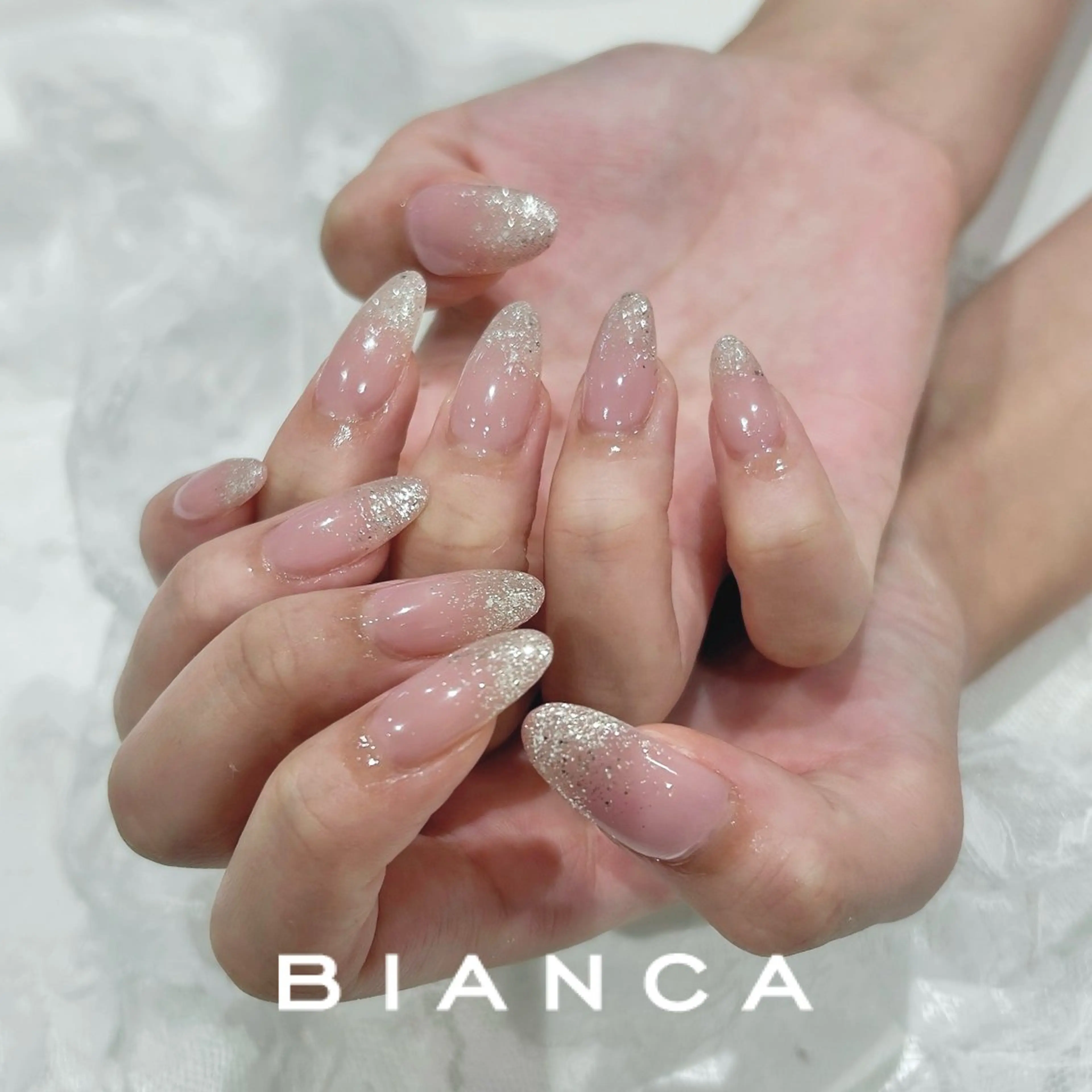 【オフ有り】ハンド🙌🏻✨グラデーションネイル🪐ベースカラー込み/川口/パラジェル変更可🌈の写真