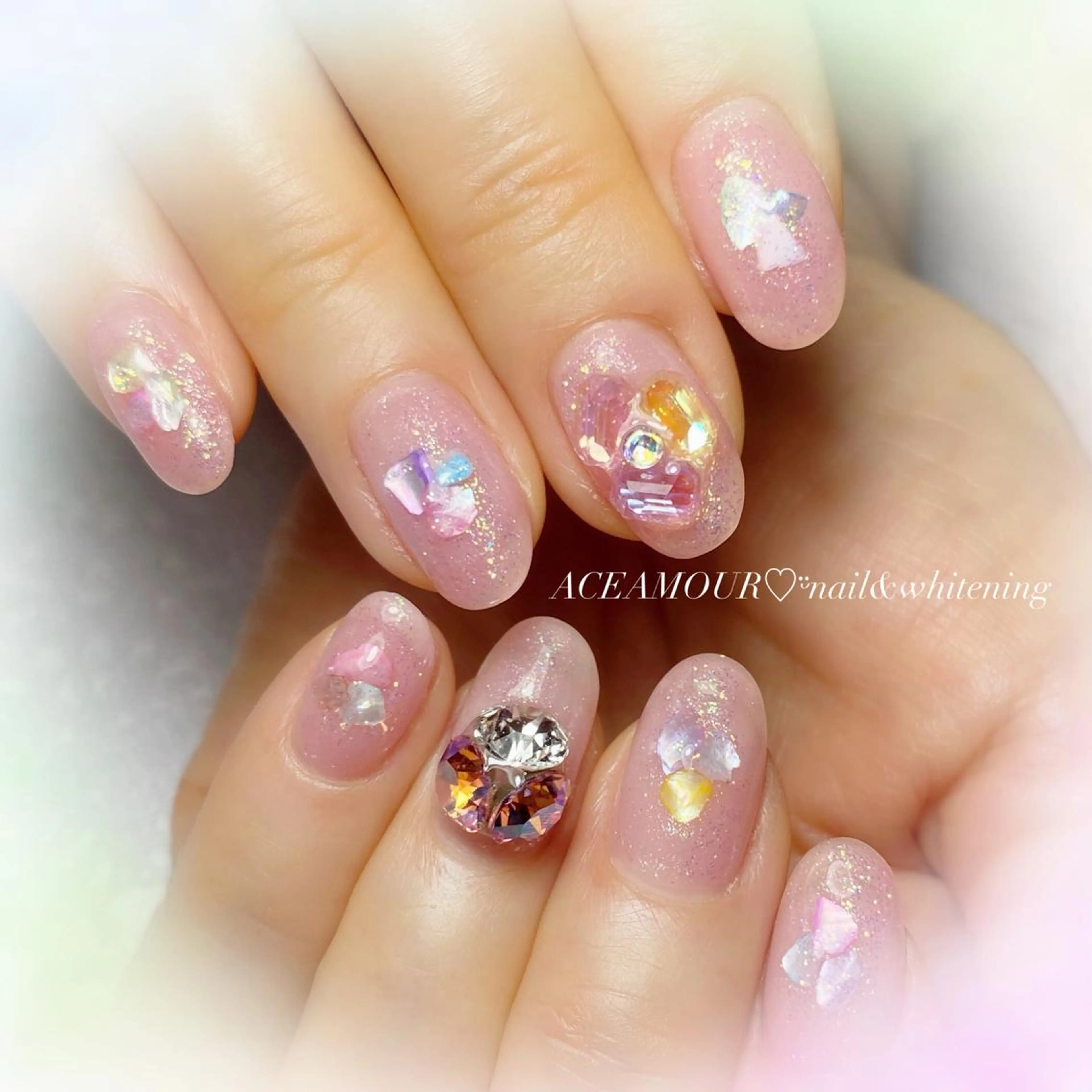 ネイル オーロラネイル 春ネイル ネイル/耳つぼ /新ホワイトニングのネイルデザイン