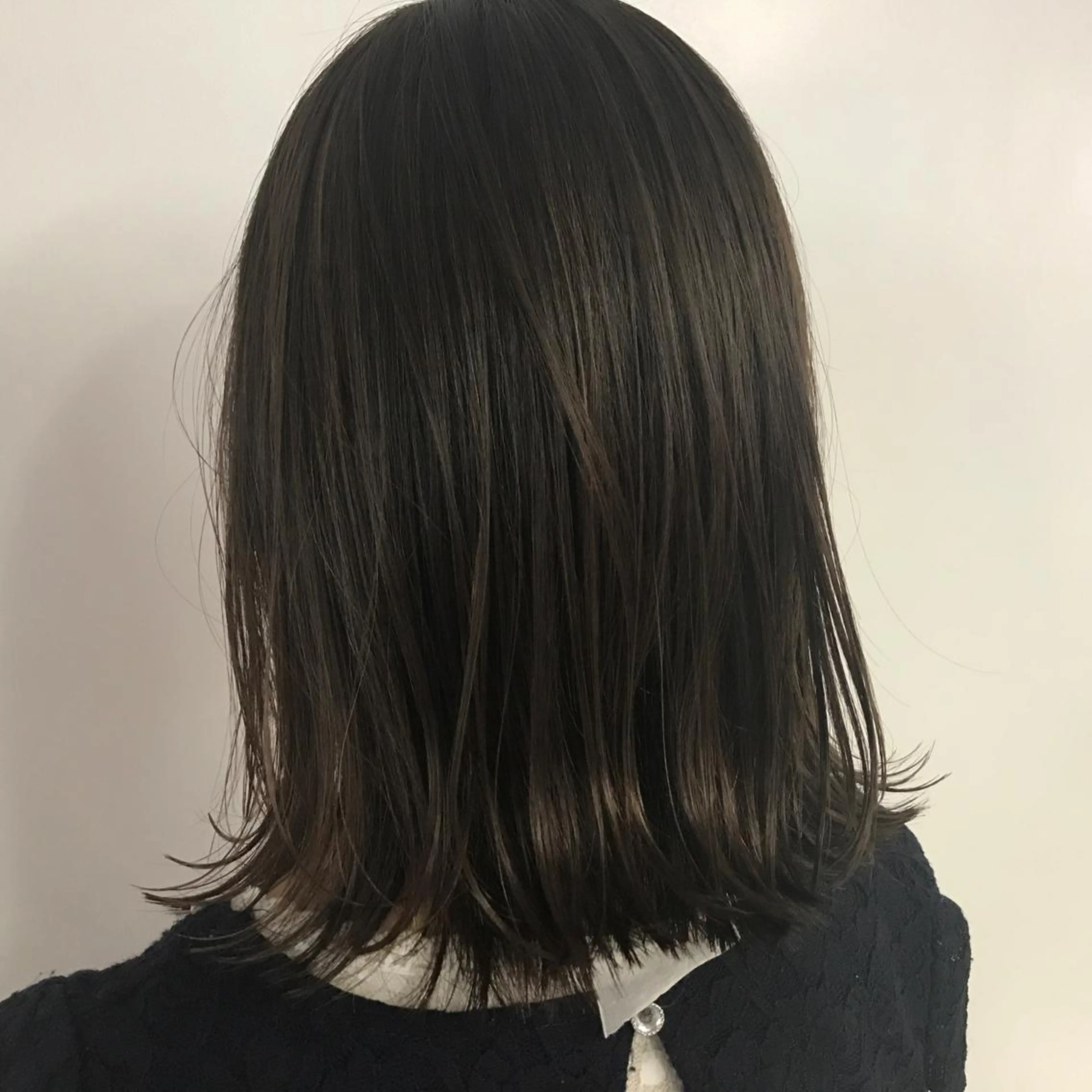 ミディアム ボブ 外国人風カラー 外ハネヘア ボブ/大人ヘア k-two濱田のヘアスタイル