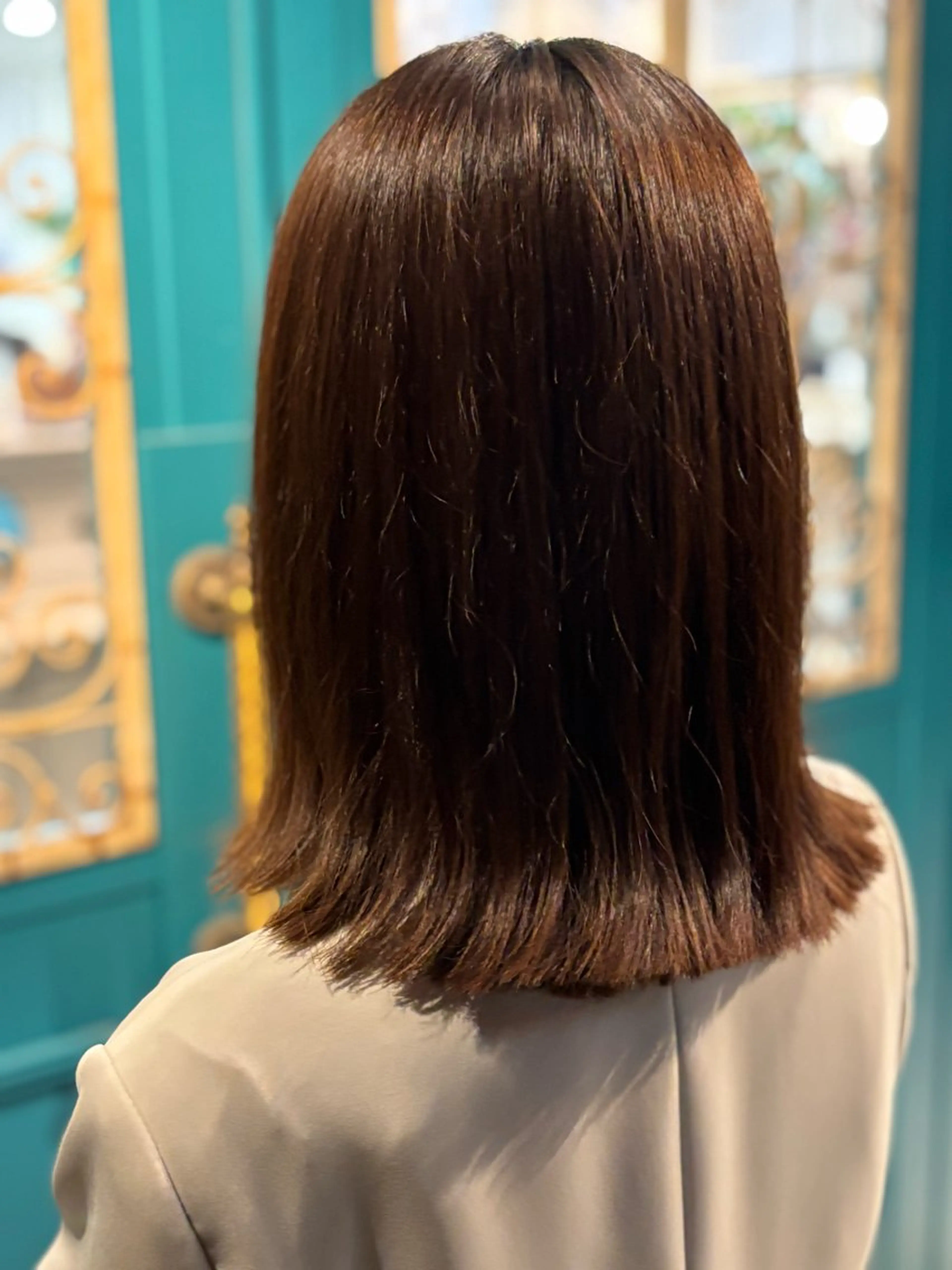 ミディアム 切りっぱなしボブ ボブ 外ハネヘア 🫧Ayumu🫧 透明感カラー/春日のヘアスタイル